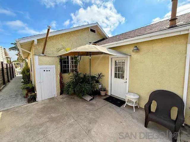 https://cdn.realtyfeed.com/cdn/127/260003400/0308cb212378aad50234bb55ea88a1e4.webp