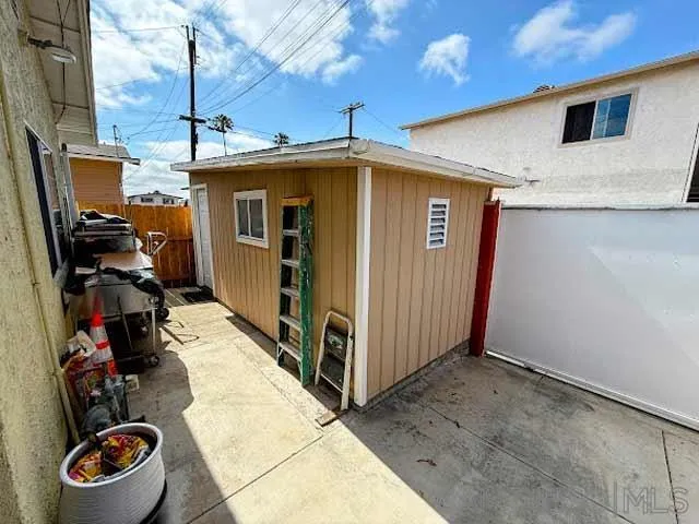 https://cdn.realtyfeed.com/cdn/127/260003400/4de0df20cc85343af04ead735f633d7b.webp