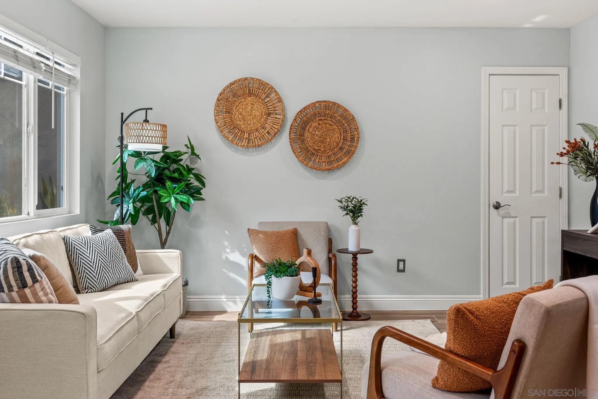 Photo #5: 260003403 Listing: Photo #5