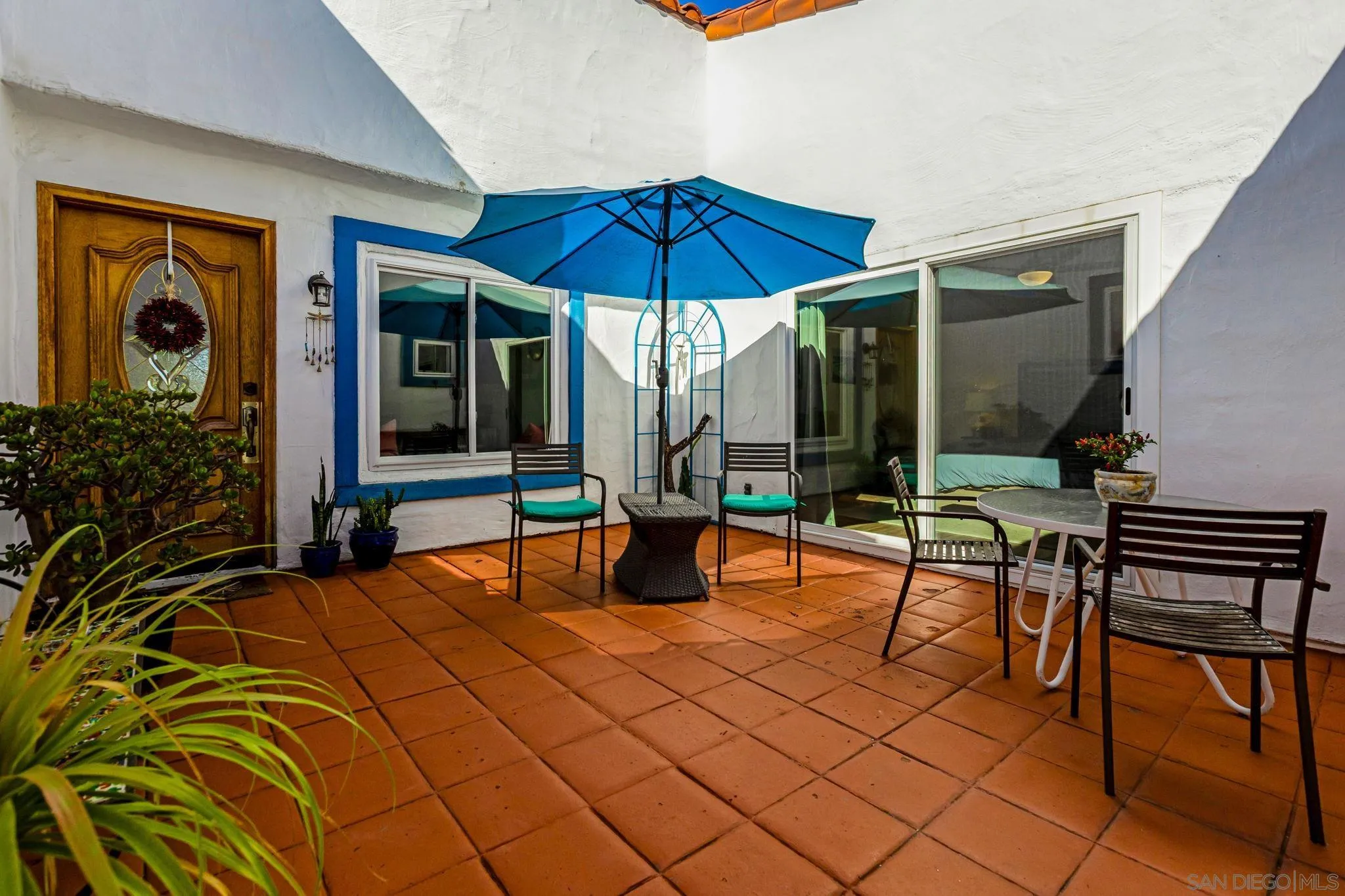 Photo #2: 260003404 Listing: Photo #2