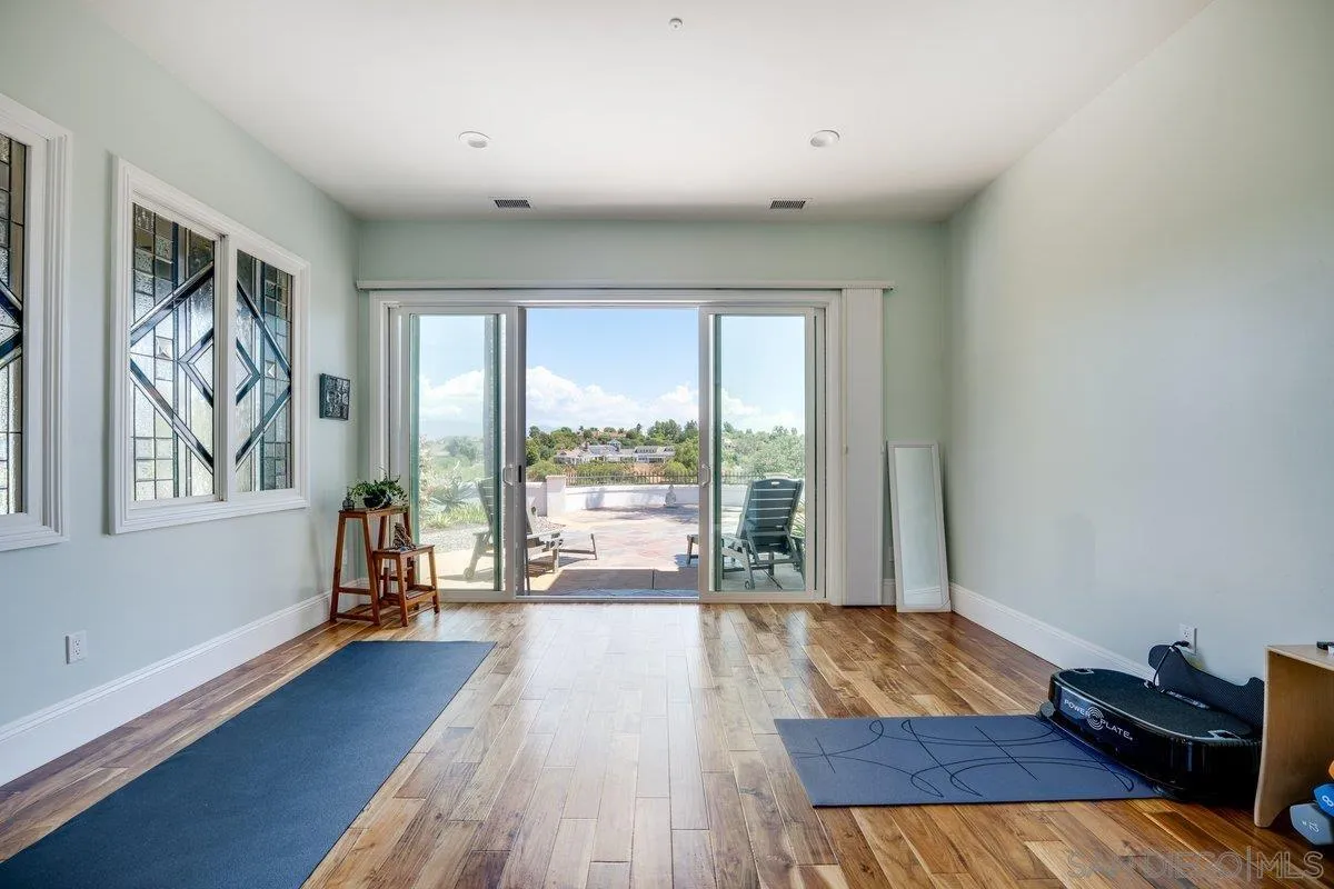 https://cdn.realtyfeed.com/cdn/127/260003405/464088d6267b9c4a10371924f55a195c.webp