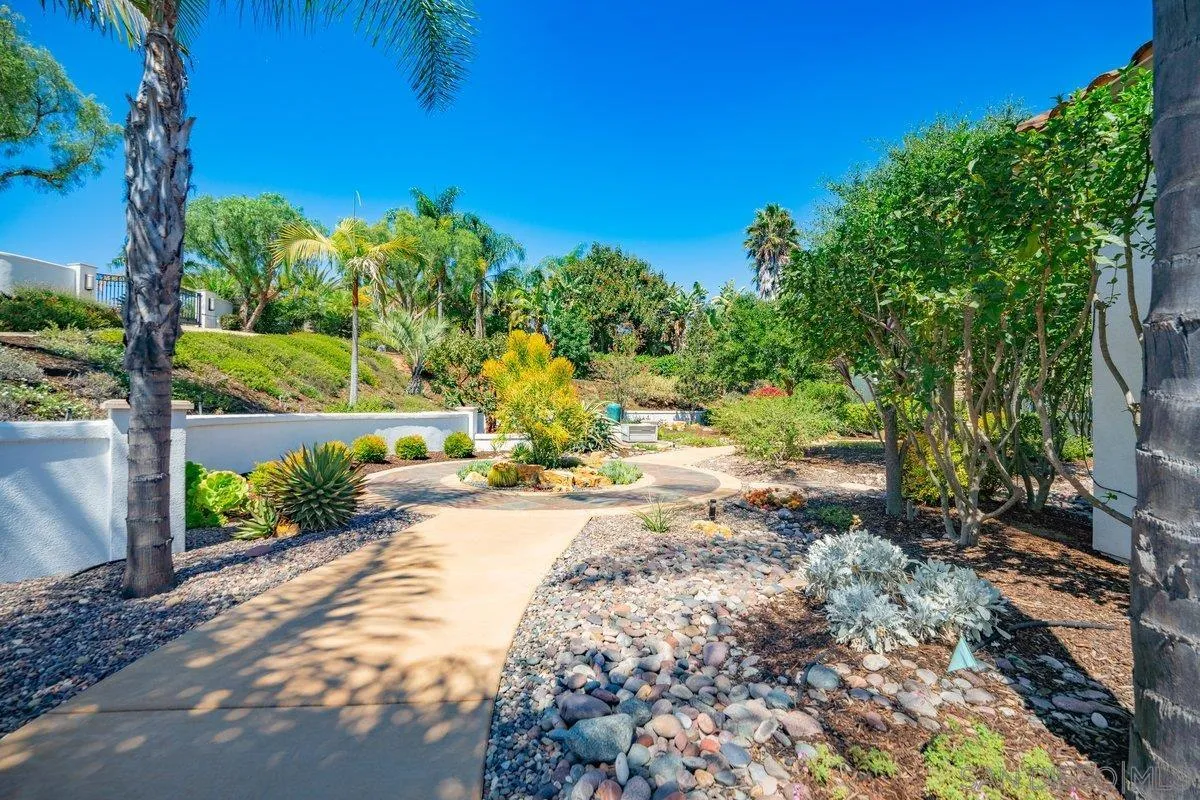 https://cdn.realtyfeed.com/cdn/127/260003405/64d6153841b817fbc6034da367049ad7.webp