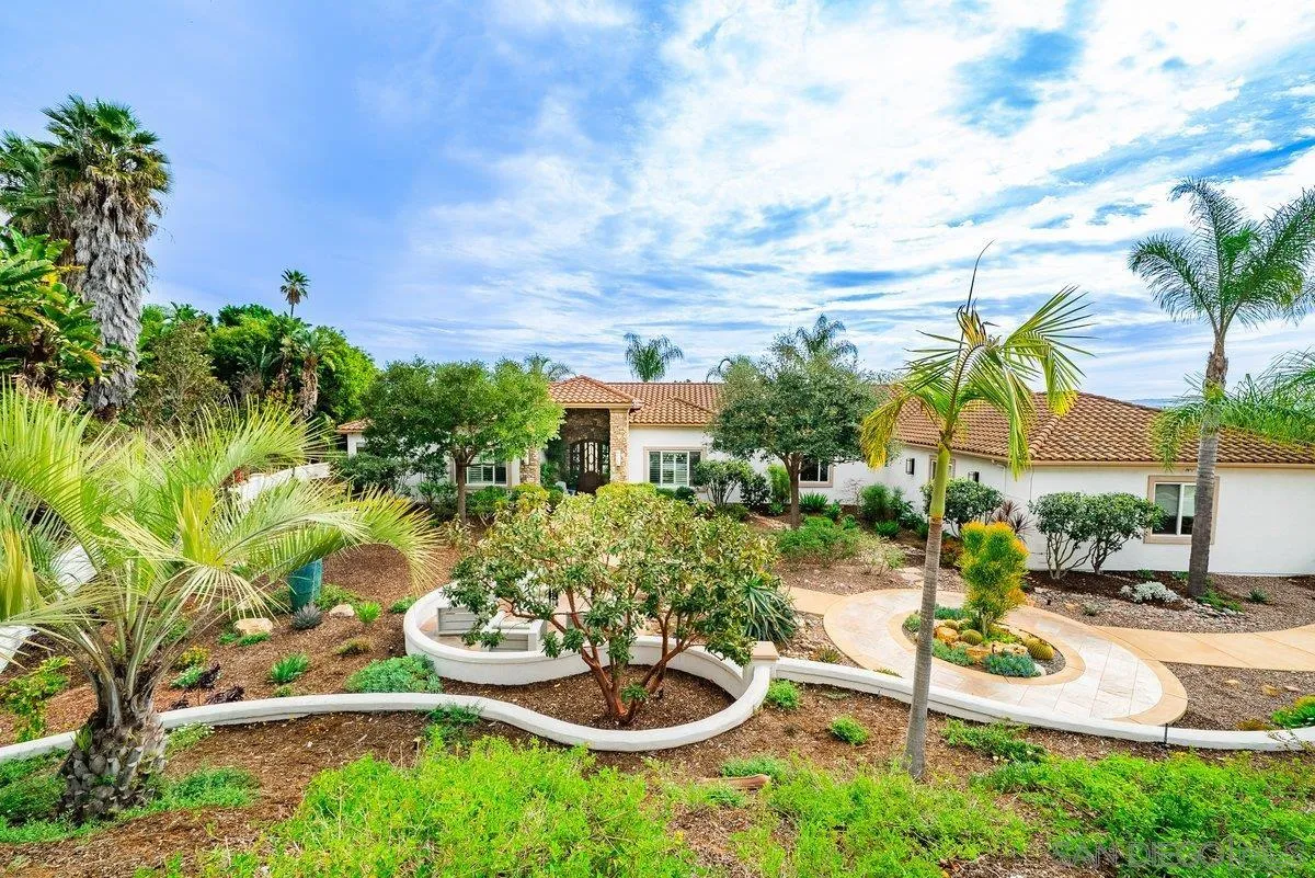 https://cdn.realtyfeed.com/cdn/127/260003405/cde9984dd6cf9a7c252f9ec907021966.webp