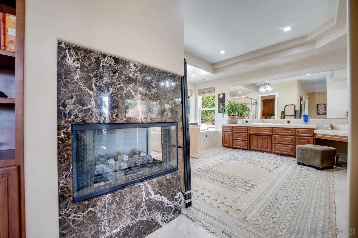 https://cdn.realtyfeed.com/cdn/127/260003405/e14c438061f83d08d7fe5d416ef5d093.webp