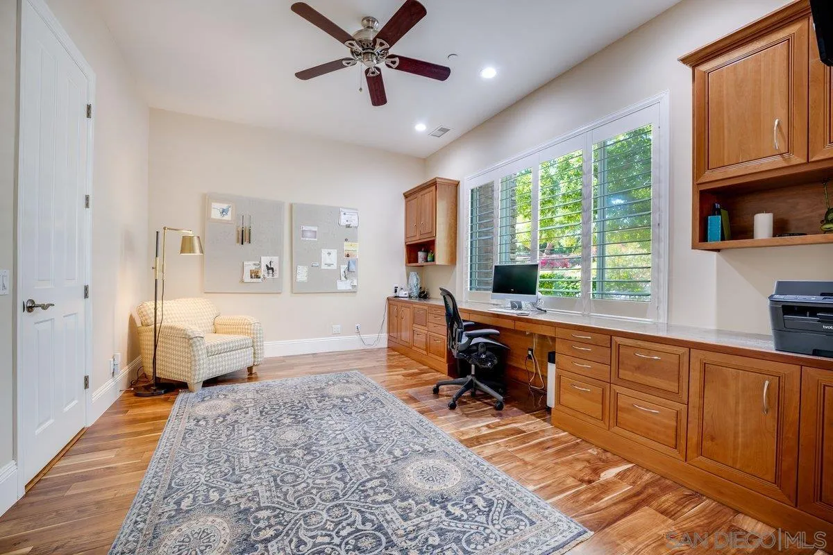 https://cdn.realtyfeed.com/cdn/127/260003405/f784ae6c9d6ab7b8b684236c3d078ad4.webp