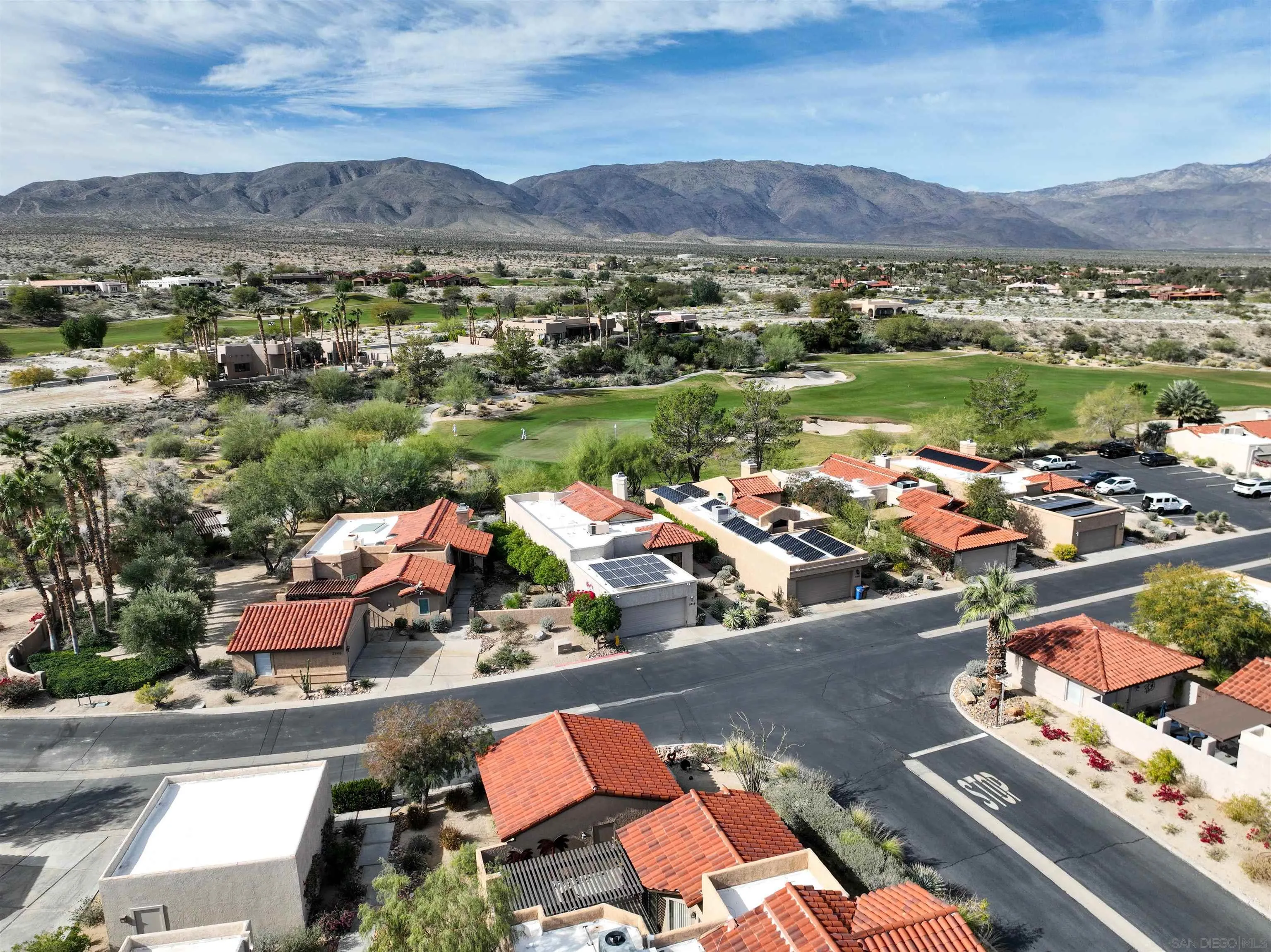 https://cdn.realtyfeed.com/cdn/127/260003407/cd4c22043ac4573517f3c579d08b0e59.webp