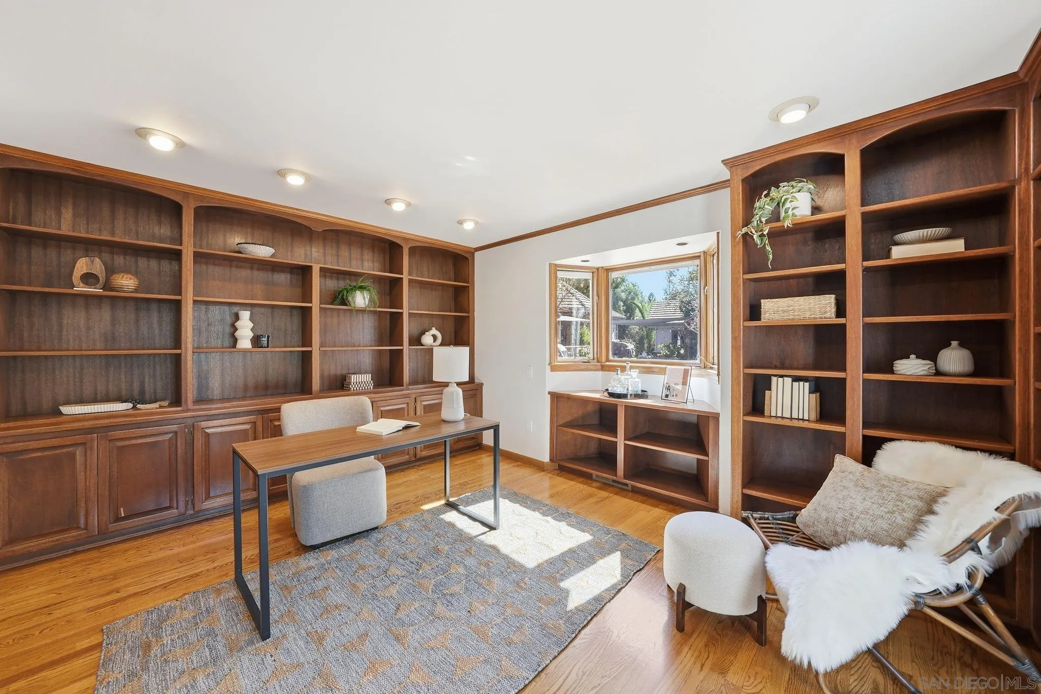 https://cdn.realtyfeed.com/cdn/127/260003414/1596722f01e6a47e84f60fdb62e53203.webp