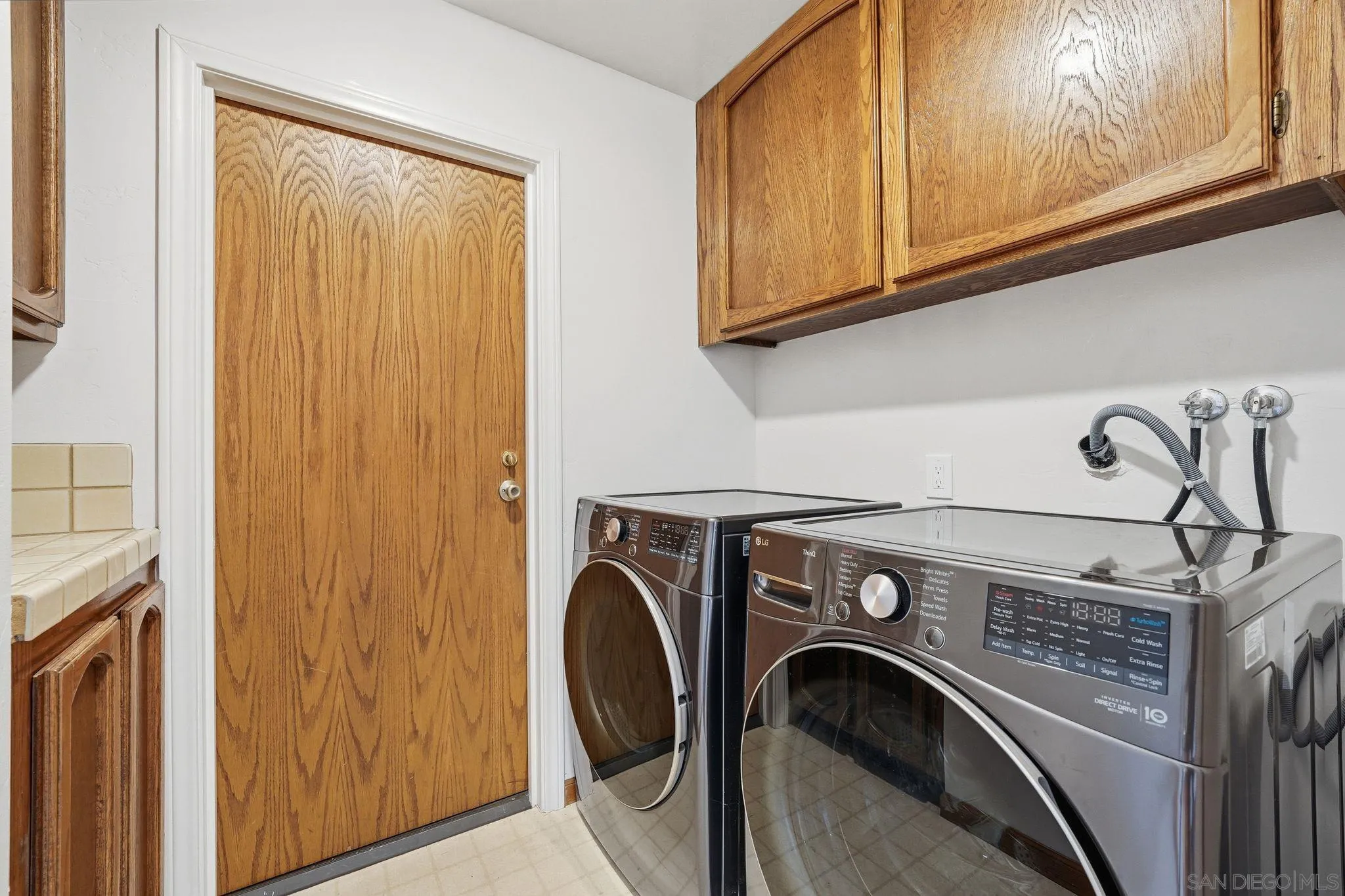 https://cdn.realtyfeed.com/cdn/127/260003414/fc3b6447293f3140db24a718d091e532.webp