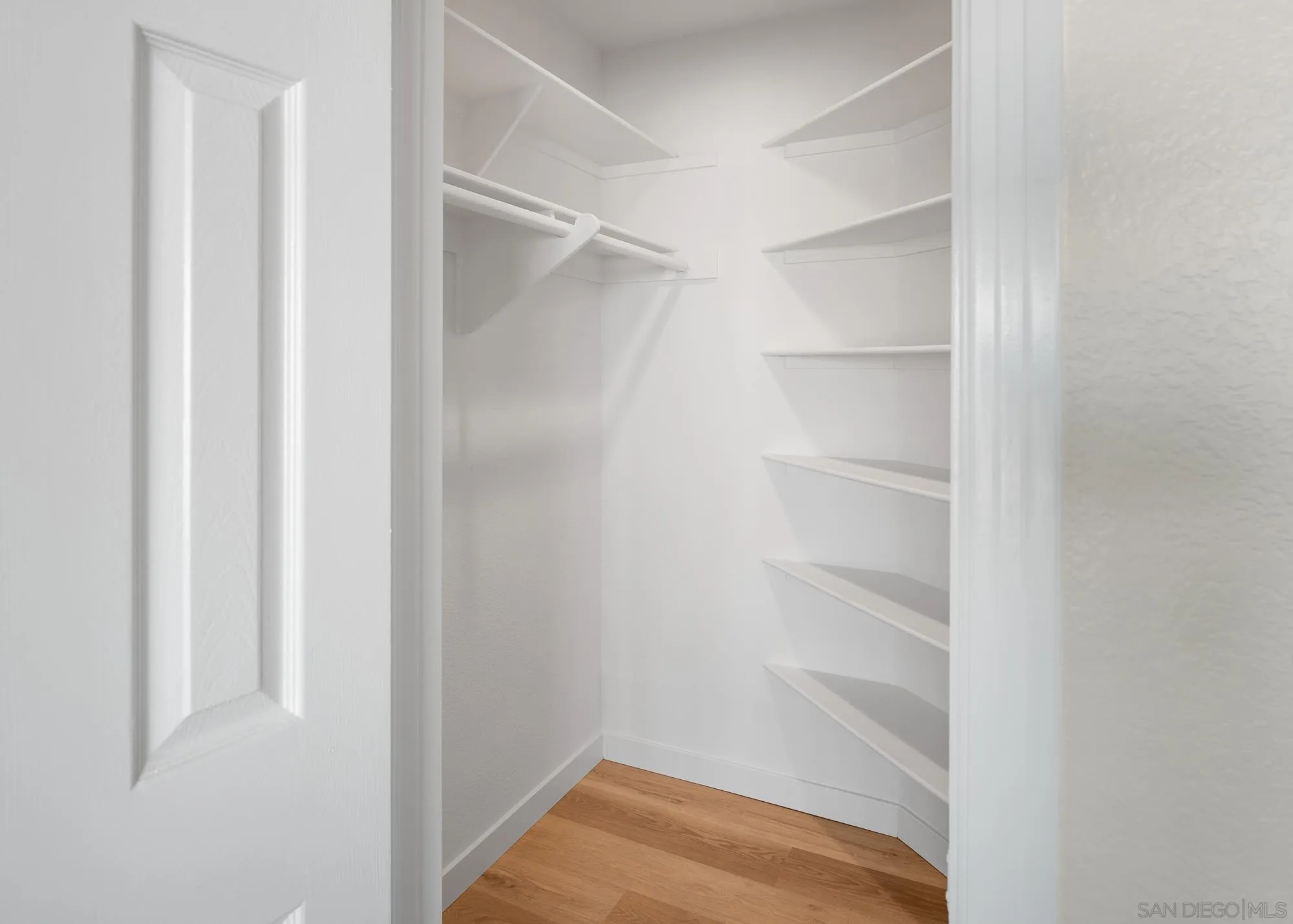 Photo #39: 260003415 Listing: Photo #39