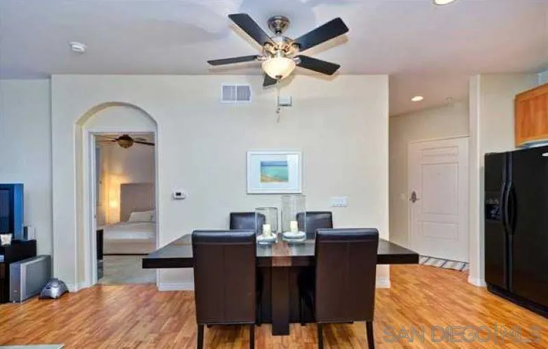 https://cdn.realtyfeed.com/cdn/127/260003416/0631a8fa6f3be88cbcb6a805ea6bd81c.webp