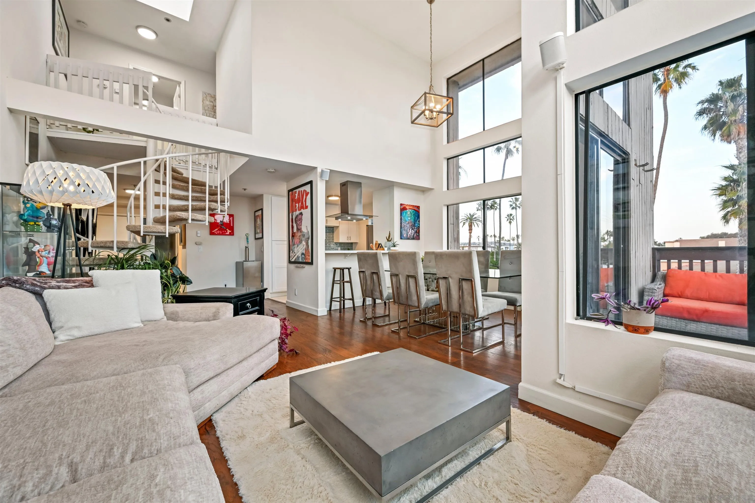 PACIFIC BEACH Condos Condos For Sale