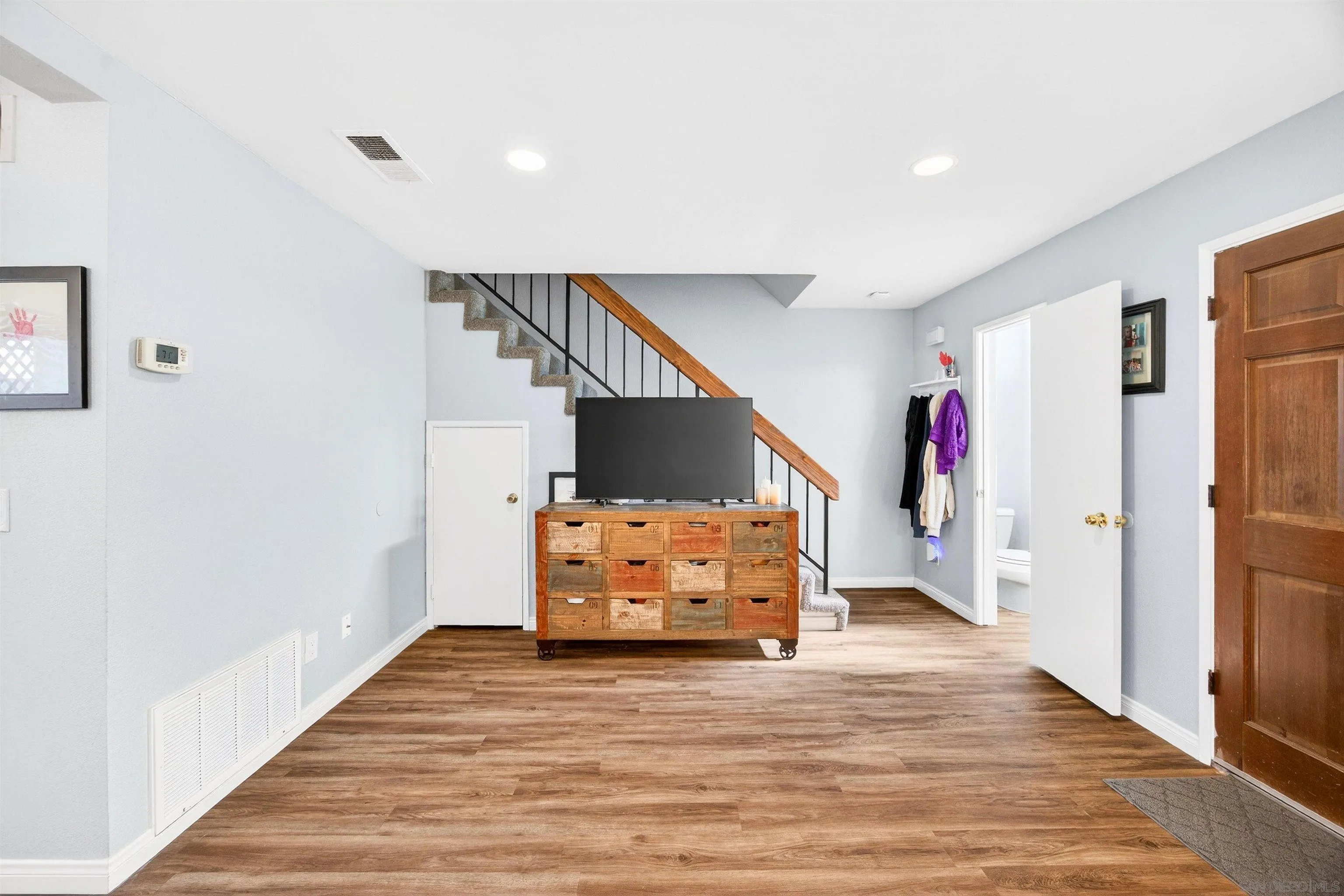 Photo #9: 260003420 Listing: Photo #9