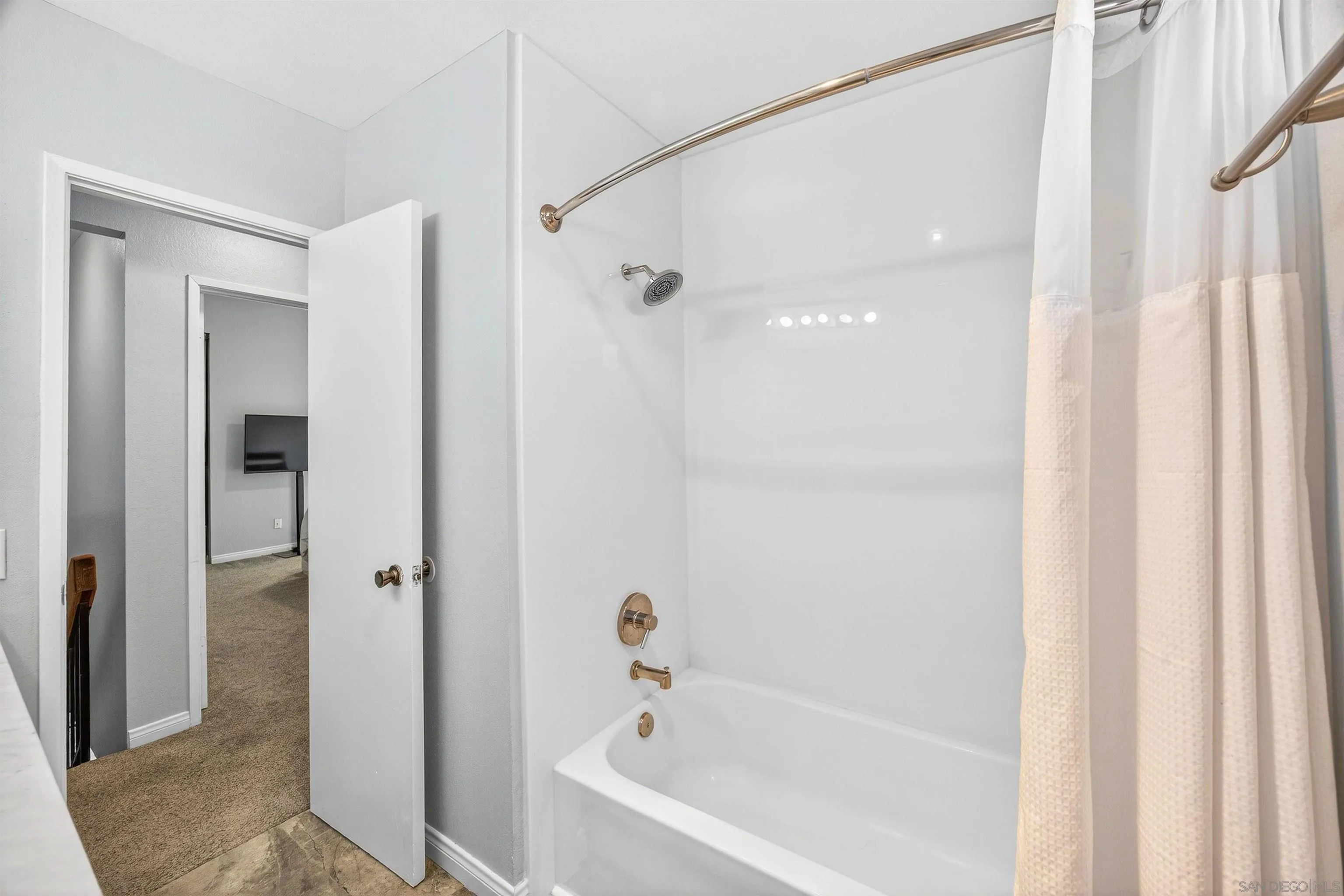 Photo #30: 260003420 Listing: Photo #30