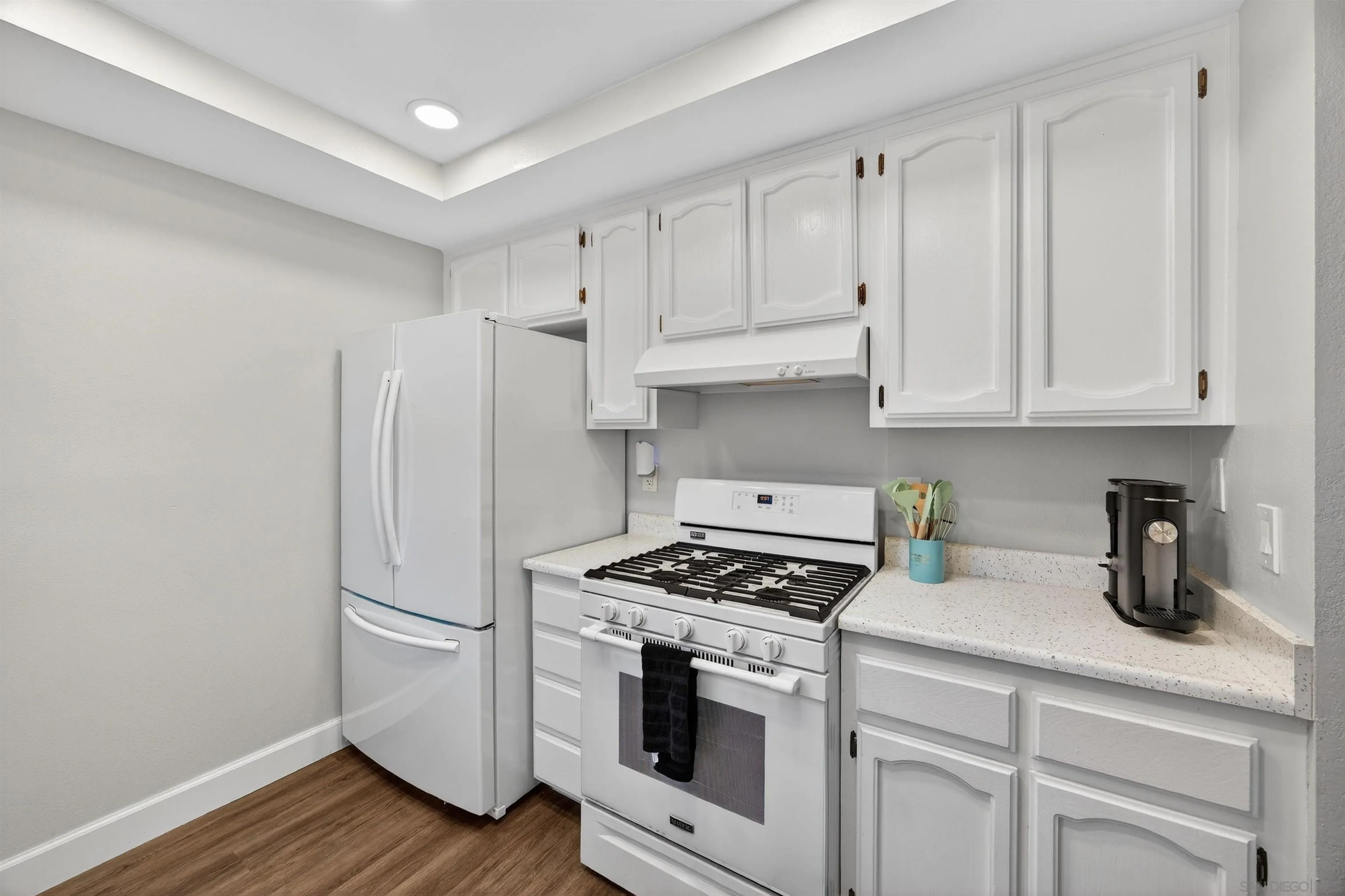 Photo #15: 260003420 Listing: Photo #15