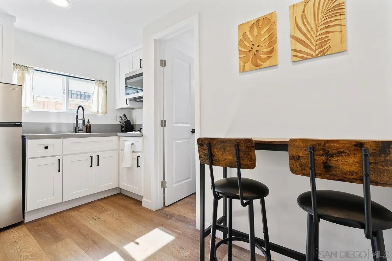 https://cdn.realtyfeed.com/cdn/127/260003422/8cb873b56fd87fa50aa25560a57ad285.webp