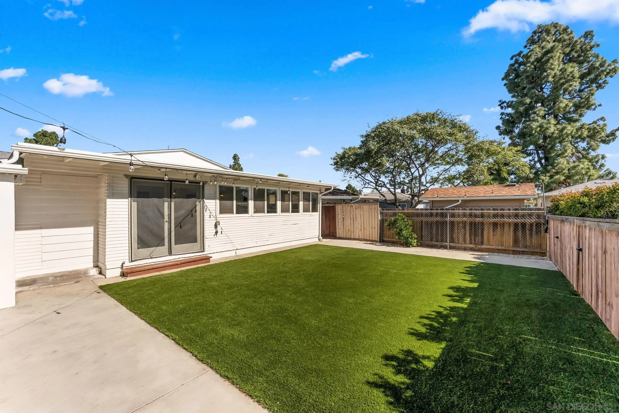 https://cdn.realtyfeed.com/cdn/127/260003422/91a1d67b3e6602f694d60a397859fa70.webp