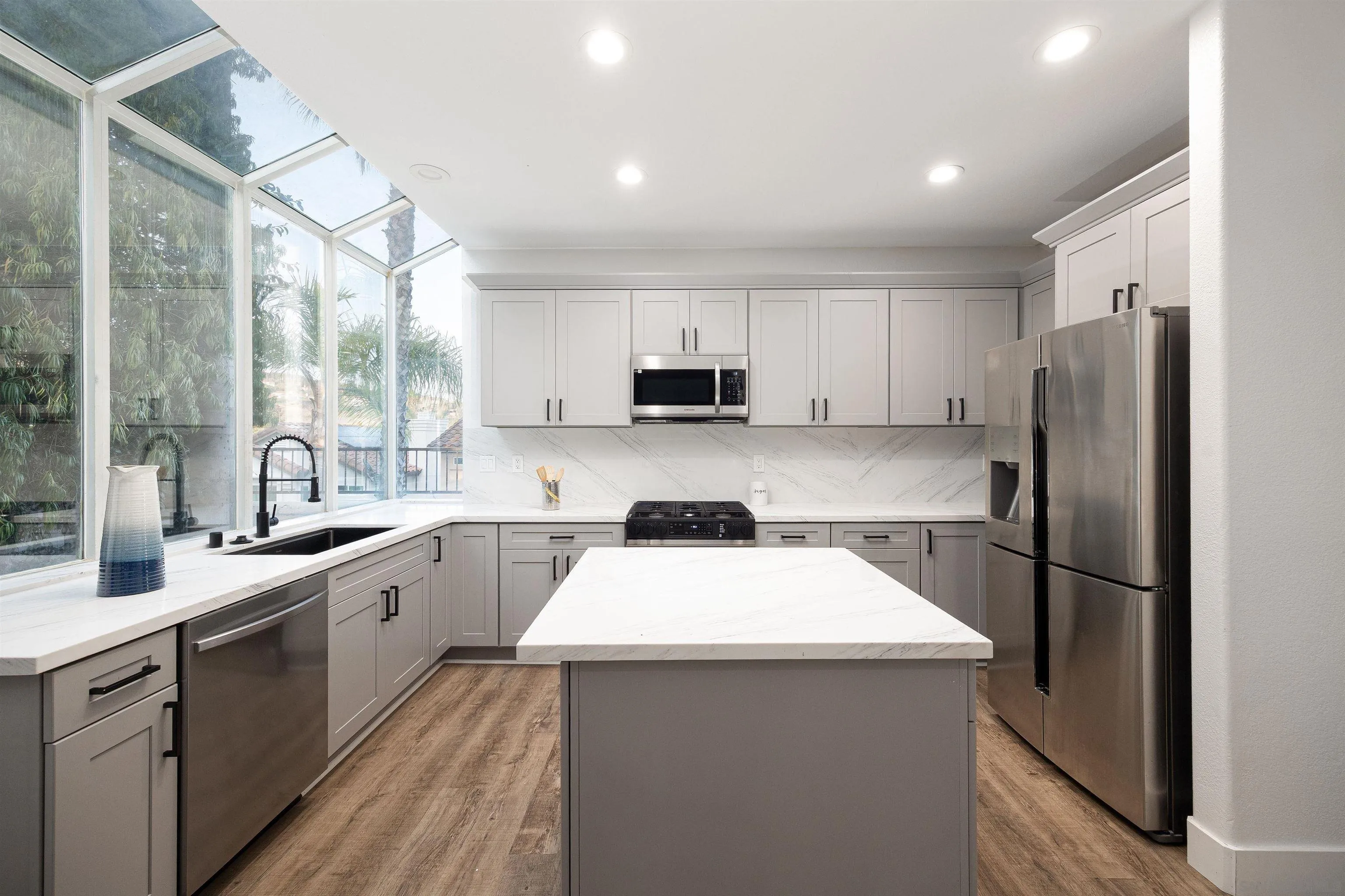 https://cdn.realtyfeed.com/cdn/127/260003424/833787120538019f8a6a11ef352b780b.webp