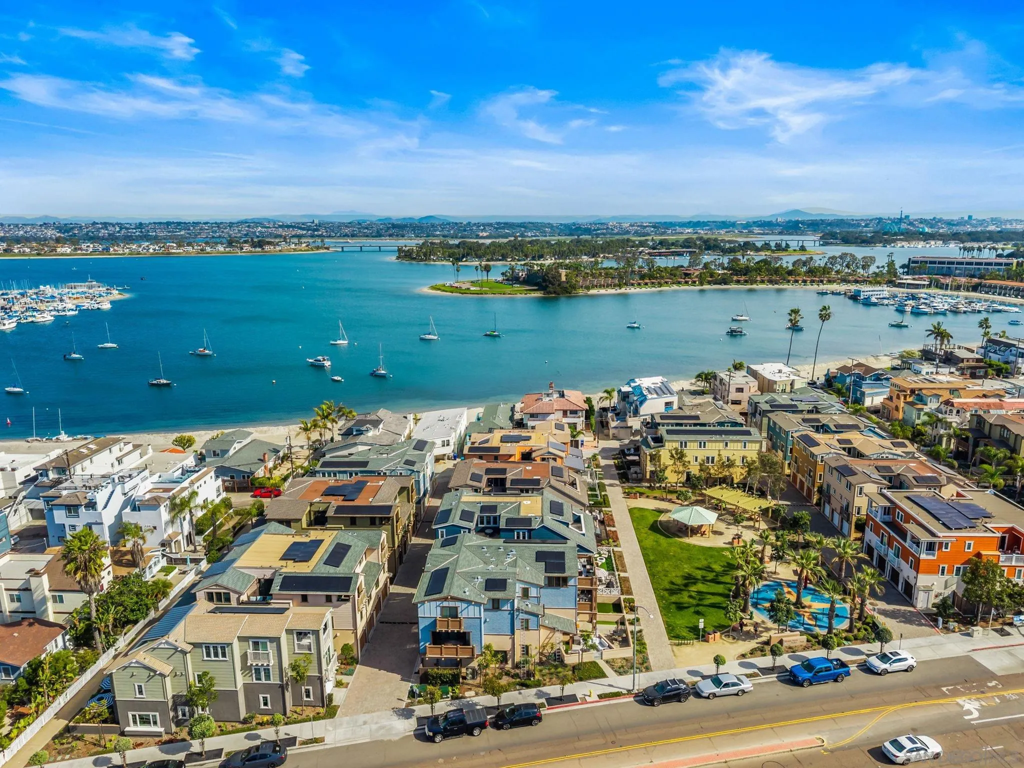 https://cdn.realtyfeed.com/cdn/127/260003426/84ea952206cf53b2723b5e69b3c843b7.webp