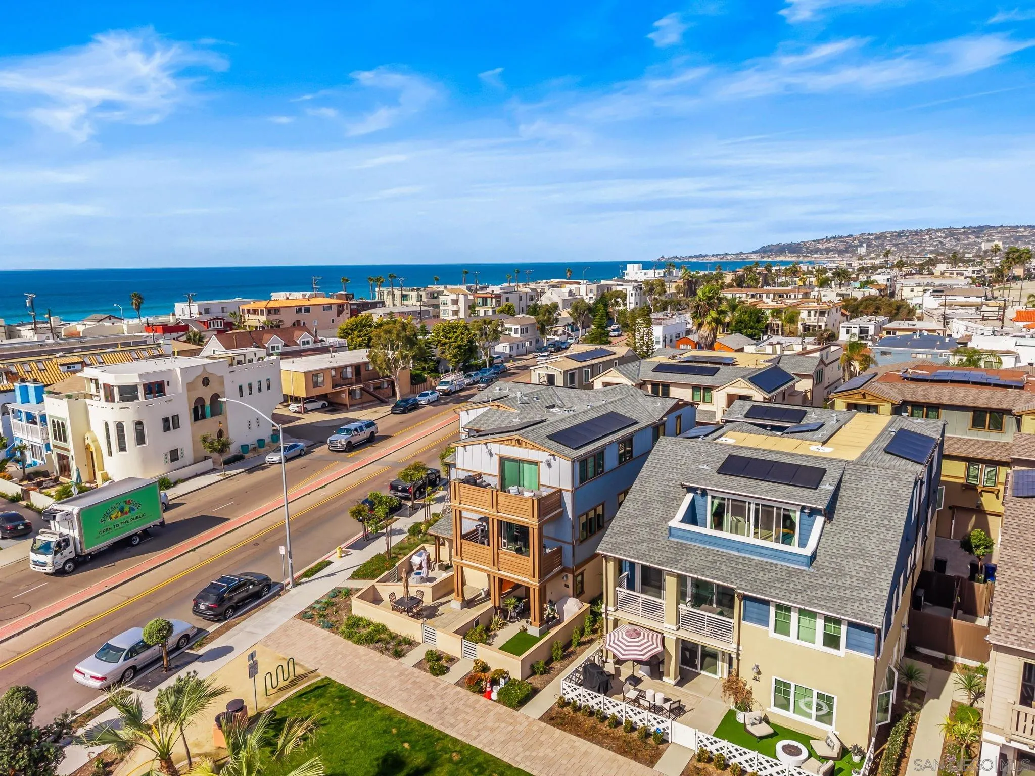 https://cdn.realtyfeed.com/cdn/127/260003426/9cd976cc044047e3e808e8b514d35639.webp