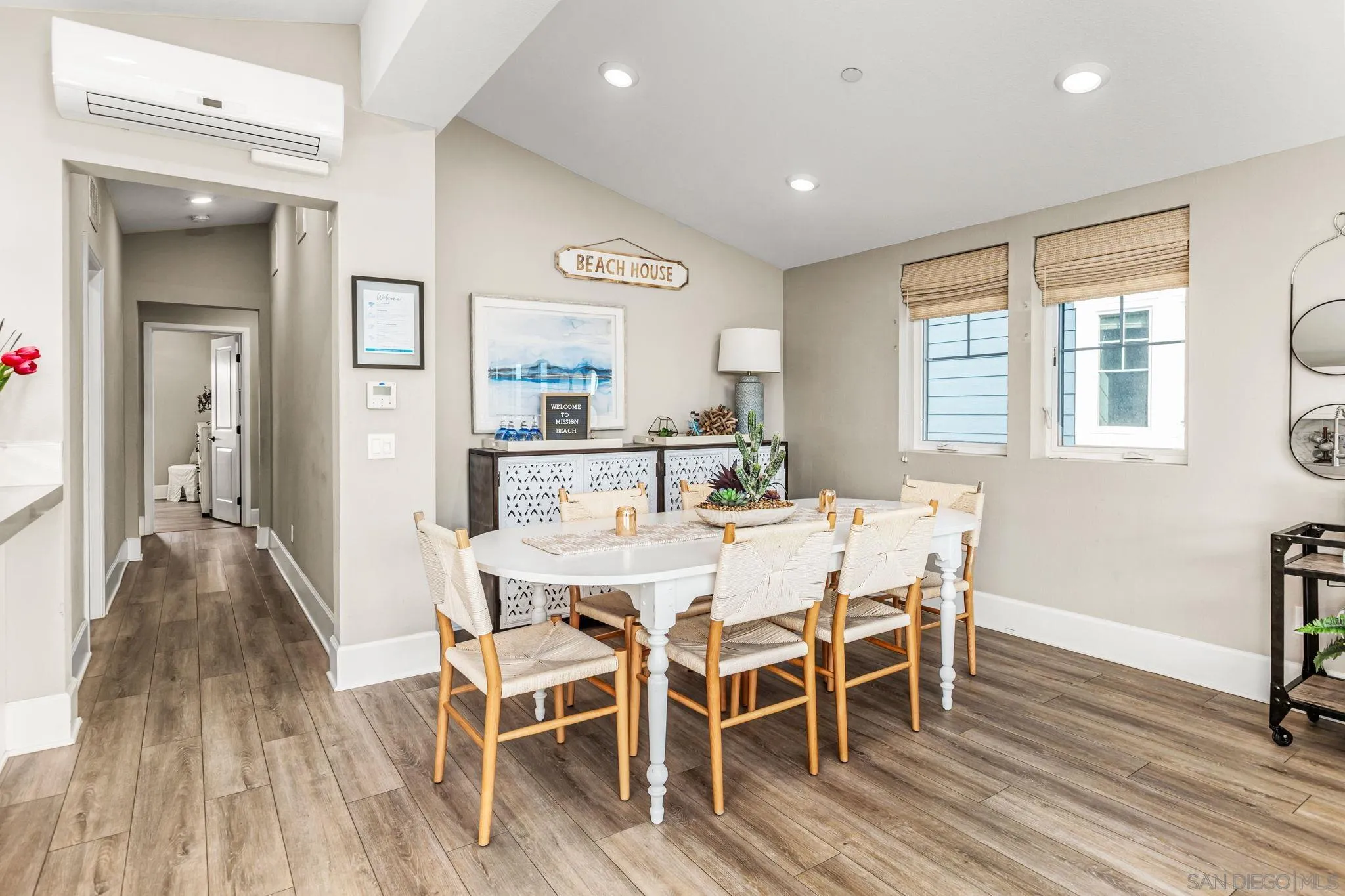 https://cdn.realtyfeed.com/cdn/127/260003426/b44625a11ec34a057ac6aef0507faf05.webp
