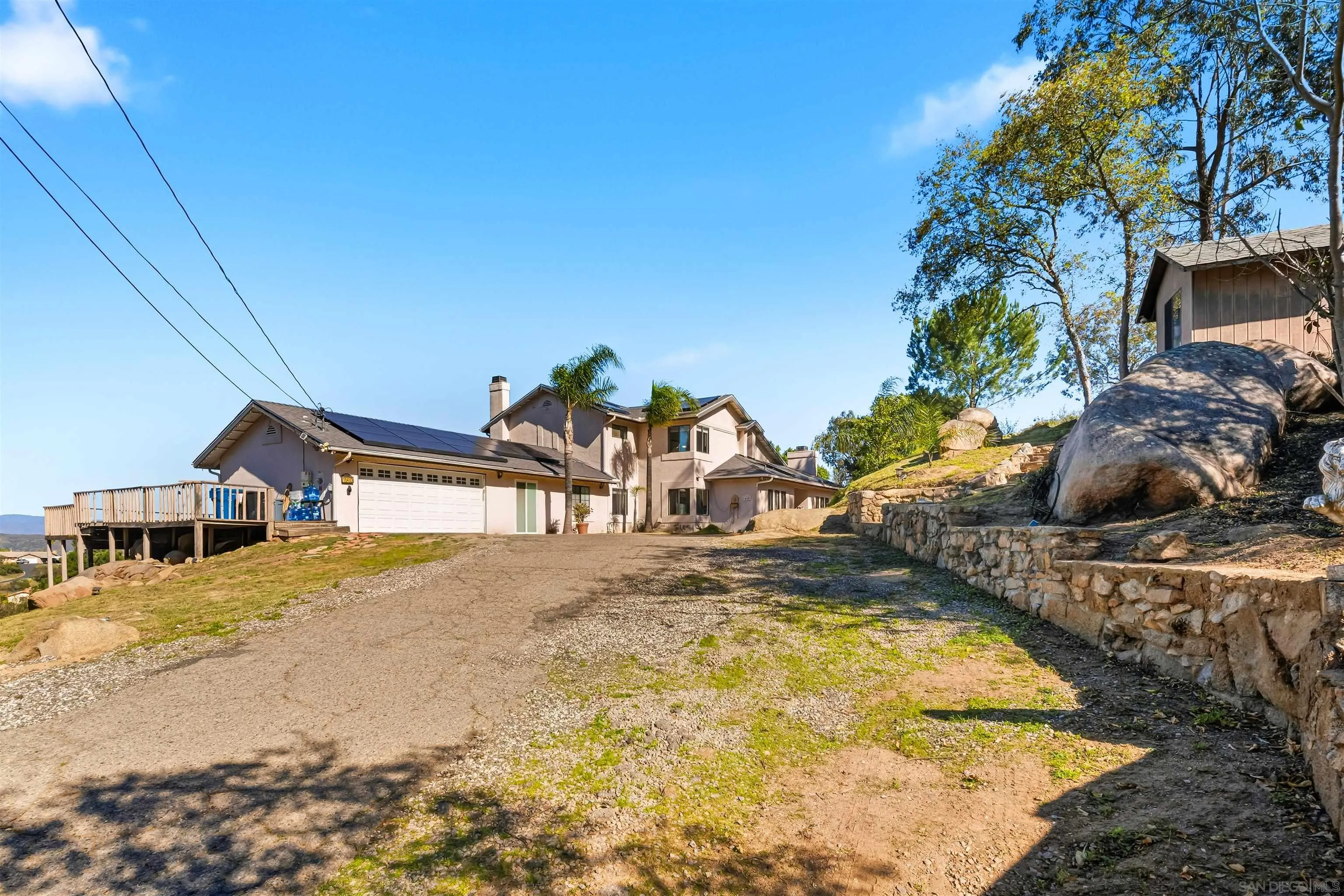 https://cdn.realtyfeed.com/cdn/127/260003429/13cda58921612c2294f33bb933ac8abc.webp