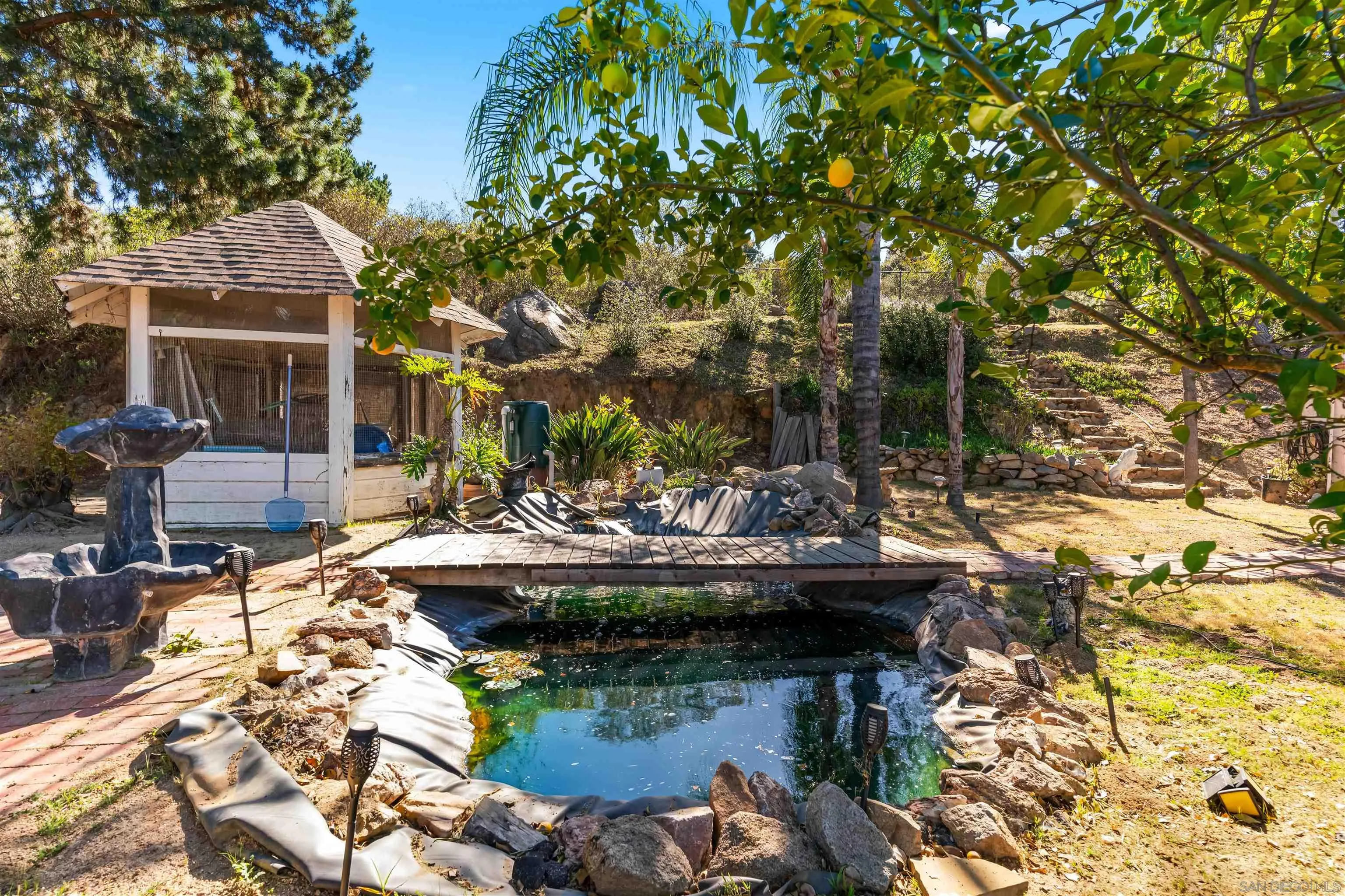 https://cdn.realtyfeed.com/cdn/127/260003429/cad53bed793723a06e0c5904504bfcf0.webp