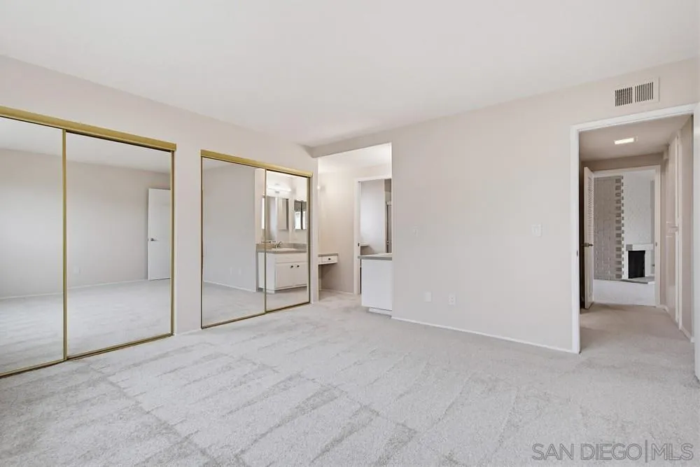 https://cdn.realtyfeed.com/cdn/127/260003430/139ad639ec1cd20b645db9ff533a268b.webp