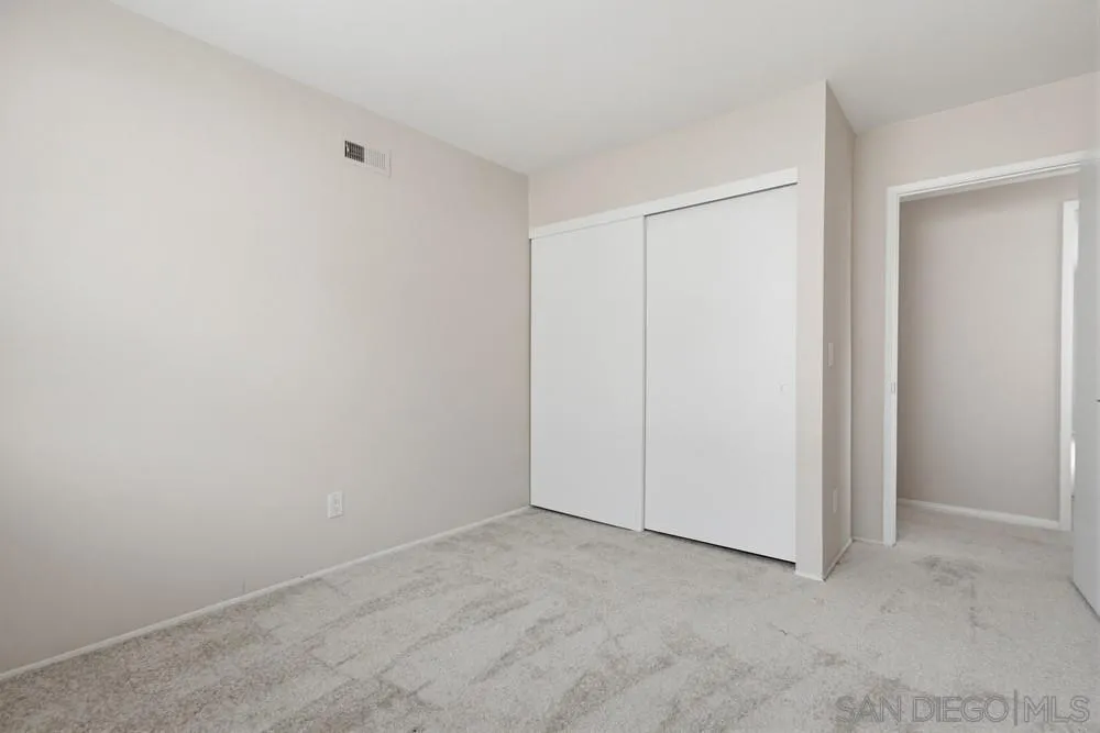 https://cdn.realtyfeed.com/cdn/127/260003430/a3bf357c41bf794f9a305c7fe2350870.webp