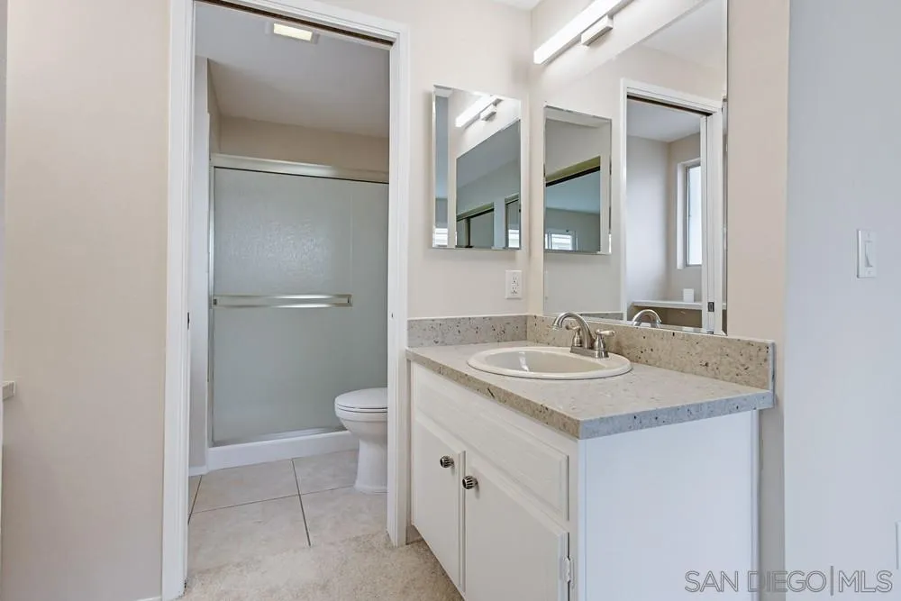 https://cdn.realtyfeed.com/cdn/127/260003430/f7d85680f1eabd3929d9a7acae801d81.webp
