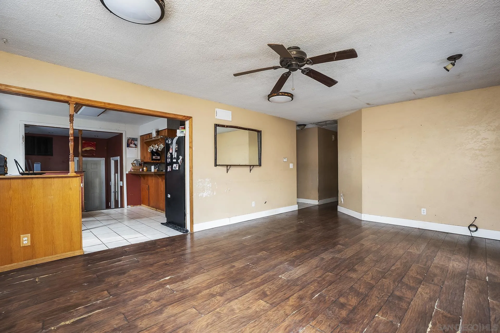 https://cdn.realtyfeed.com/cdn/127/260003432/1cf592e82ac03404b393e85e10c758e9.webp