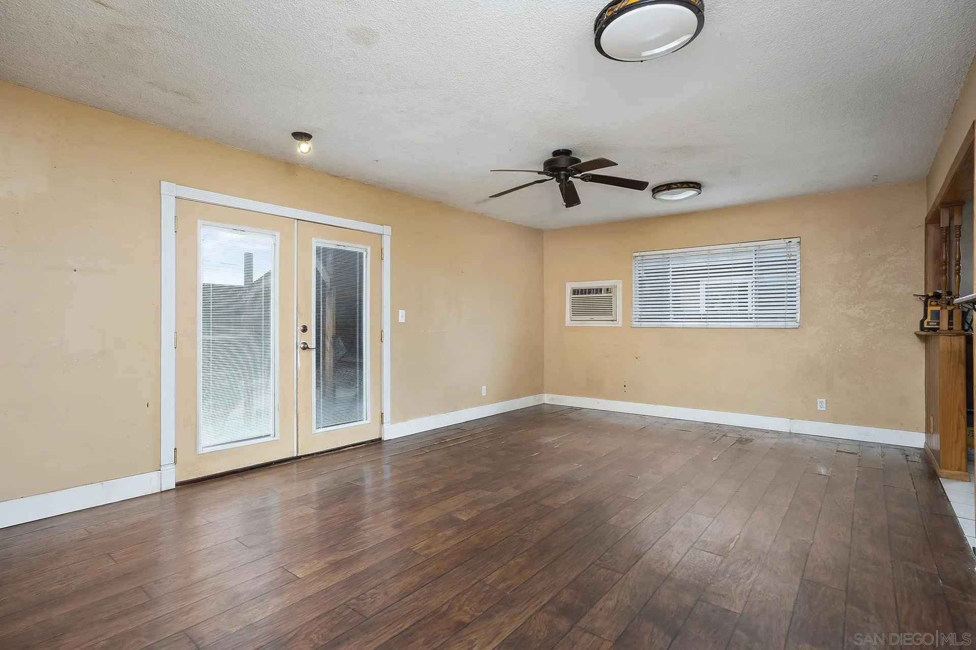 https://cdn.realtyfeed.com/cdn/127/260003432/7196ebc7555de31c9491d82aed6b0712.webp