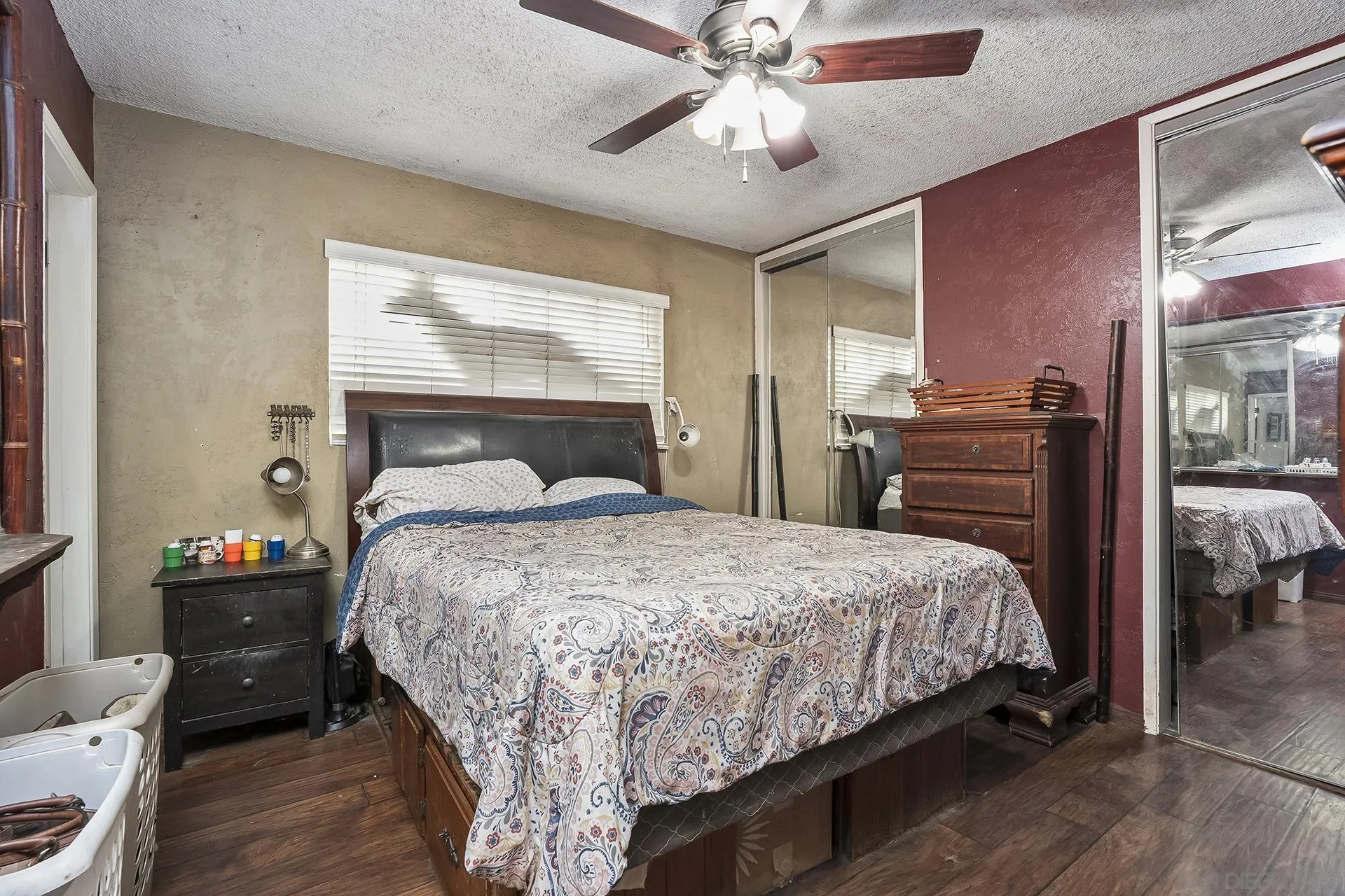 https://cdn.realtyfeed.com/cdn/127/260003432/b08c5821741a6d02db894ad896938361.webp