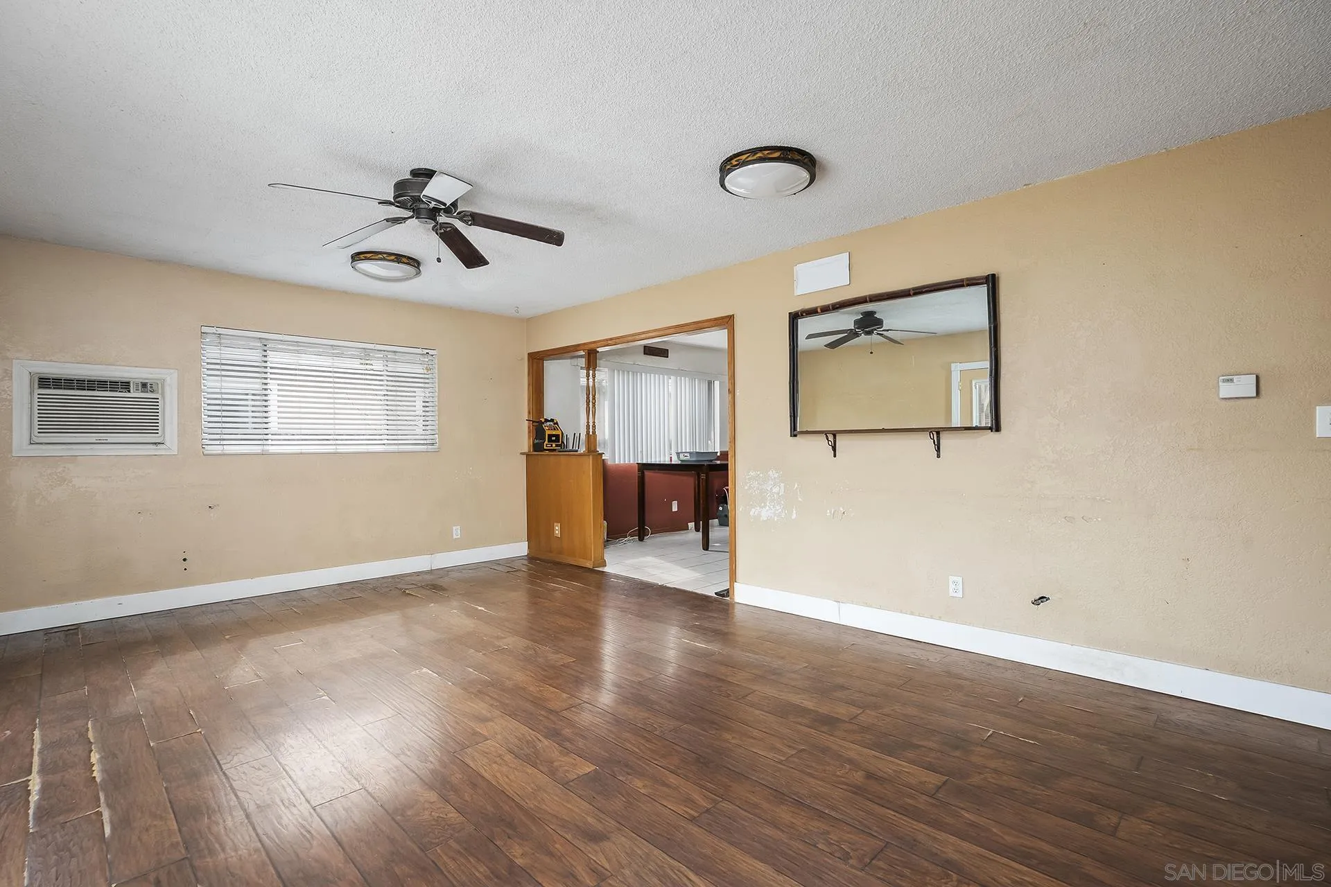 https://cdn.realtyfeed.com/cdn/127/260003432/ee31a83b40817c98173d406f11720778.webp
