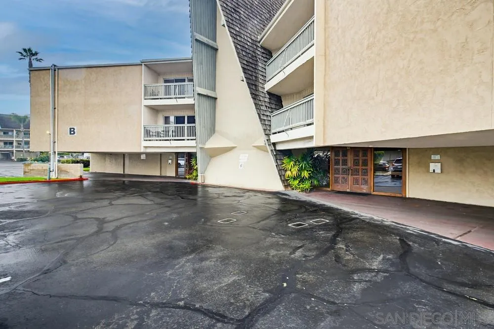 https://cdn.realtyfeed.com/cdn/127/260003433/e74ceca70637e232d499f89d9263658b.webp
