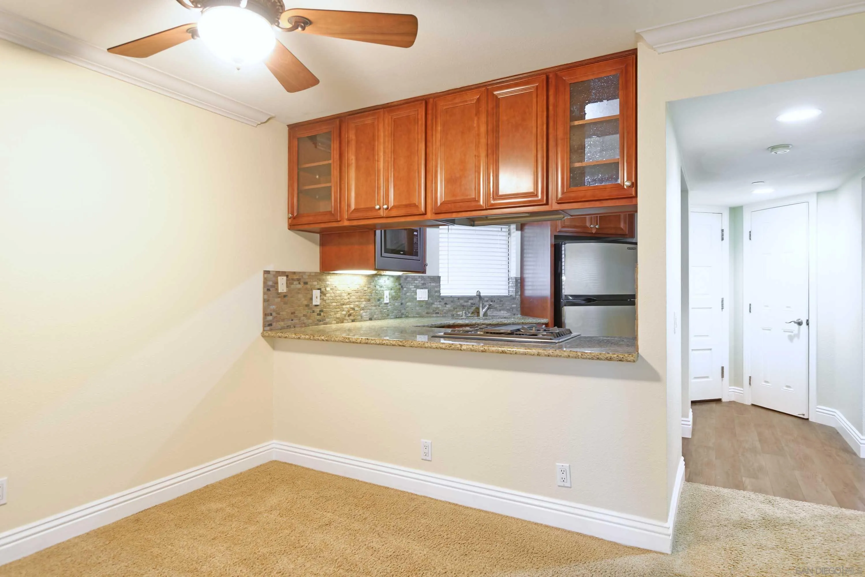 https://cdn.realtyfeed.com/cdn/127/260003436/d3bb5b68886c1e9f983516cac96f782b.webp