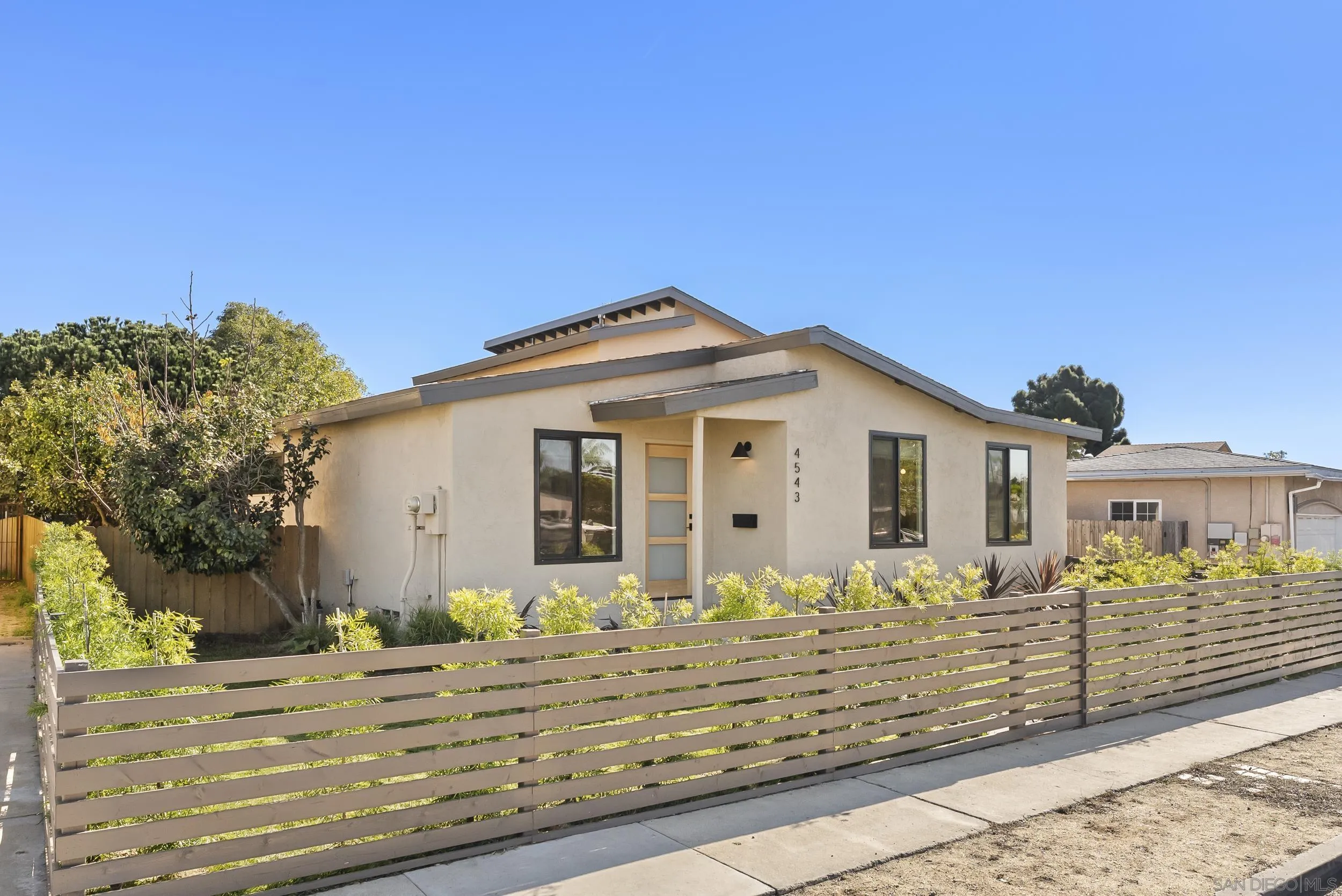 https://cdn.realtyfeed.com/cdn/127/260003441/512d47b1916123fad925e791a7d0513f.webp