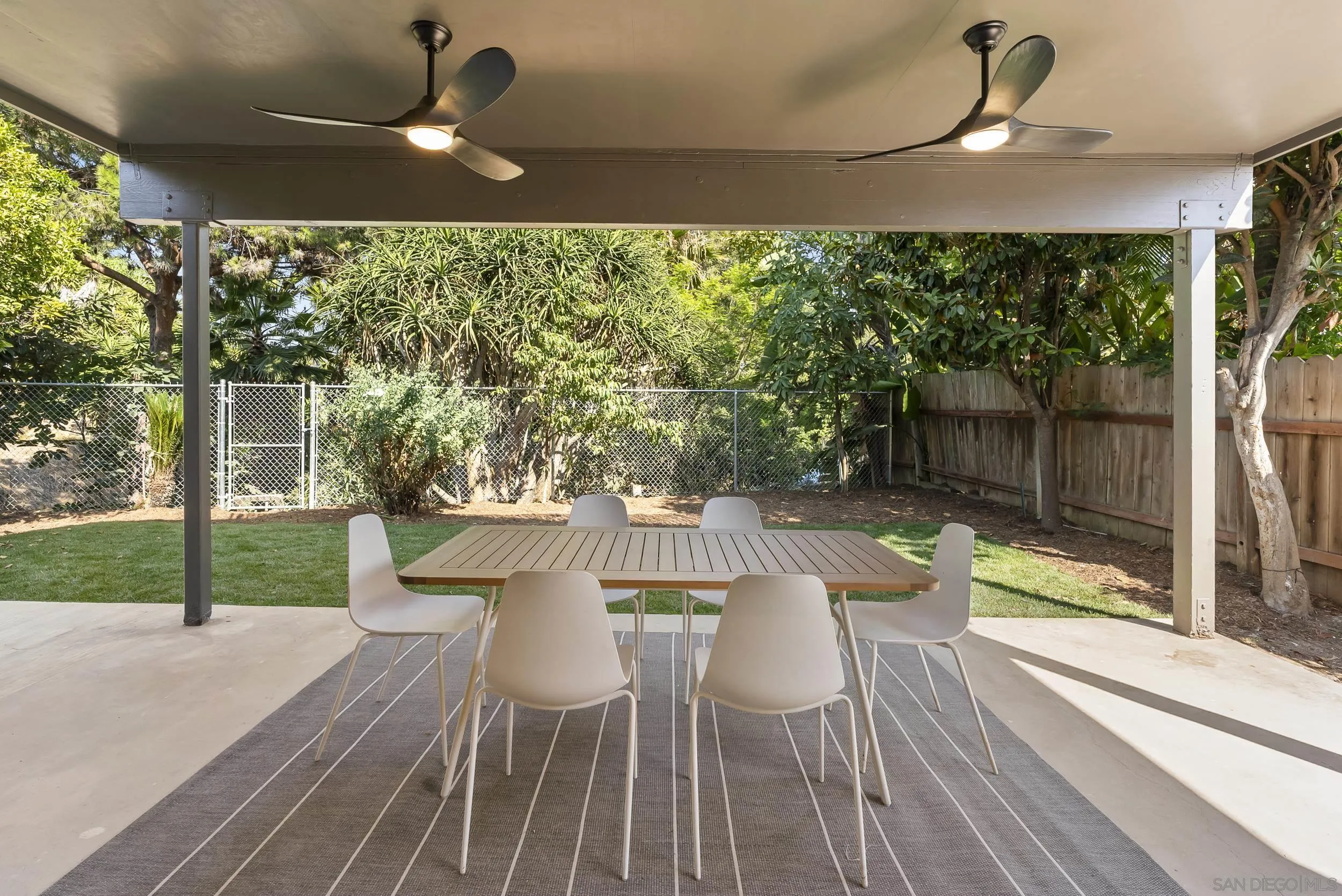 https://cdn.realtyfeed.com/cdn/127/260003441/86843c0d91cad3cae15ec8c4de8e5dc0.webp