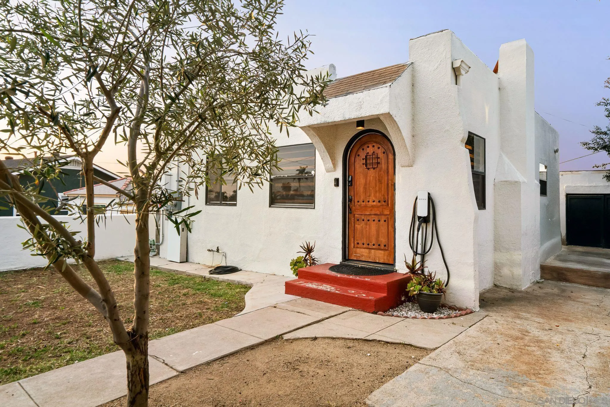 https://cdn.realtyfeed.com/cdn/127/260003443/e874137027279d277bd9891a852e4132.webp