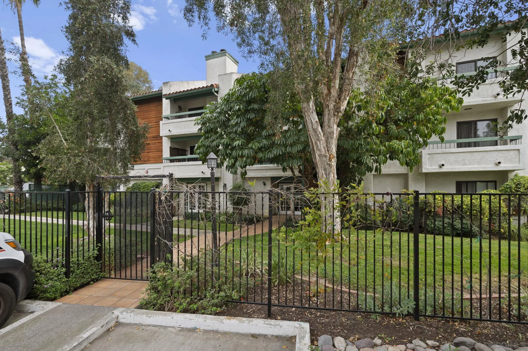 Photo #31: 260003444 Listing: Photo #31