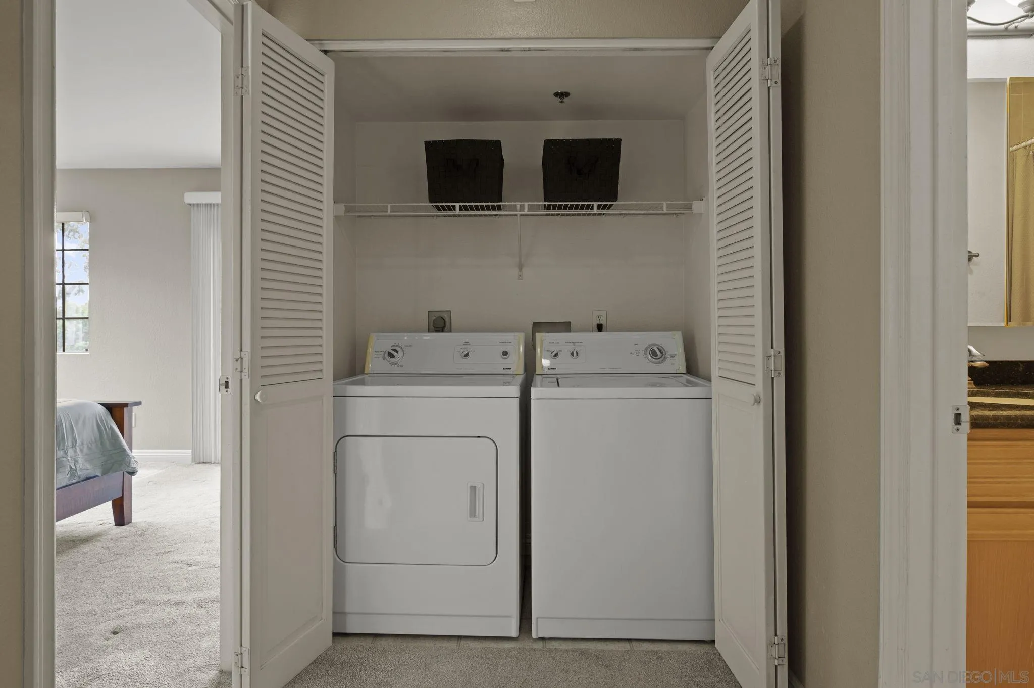 https://cdn.realtyfeed.com/cdn/127/260003444/fc598bdc9372529f41e05edf0097a053.webp