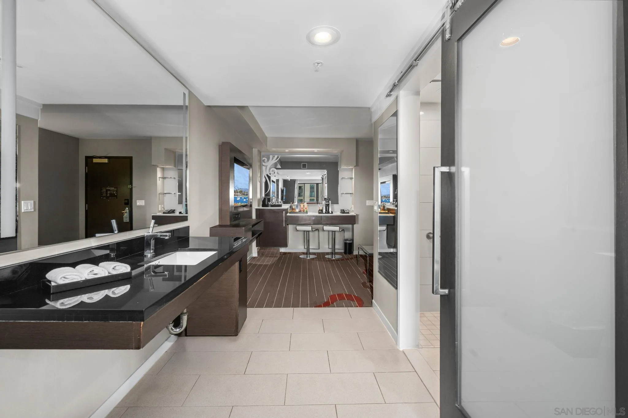 Photo #17: 260003446 Listing: Photo #17