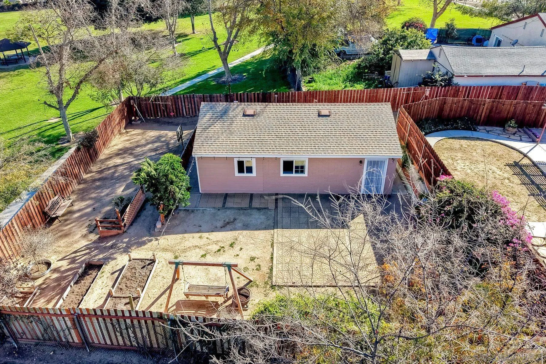 https://cdn.realtyfeed.com/cdn/127/260003451/23c1ce016d454d27b6fb009a8a97432d.webp