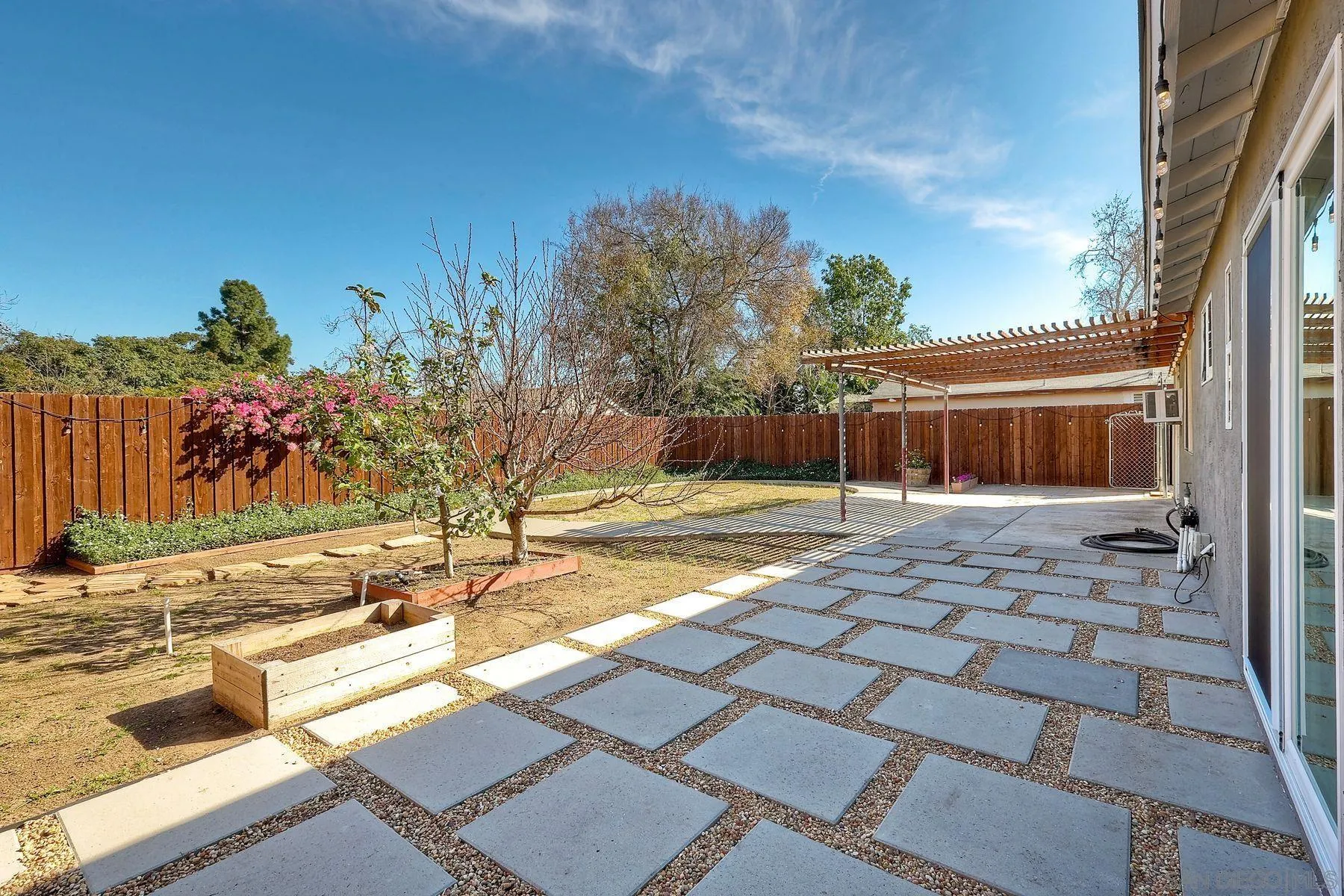 https://cdn.realtyfeed.com/cdn/127/260003451/51857113381ab23c3b6796d306dc867f.webp