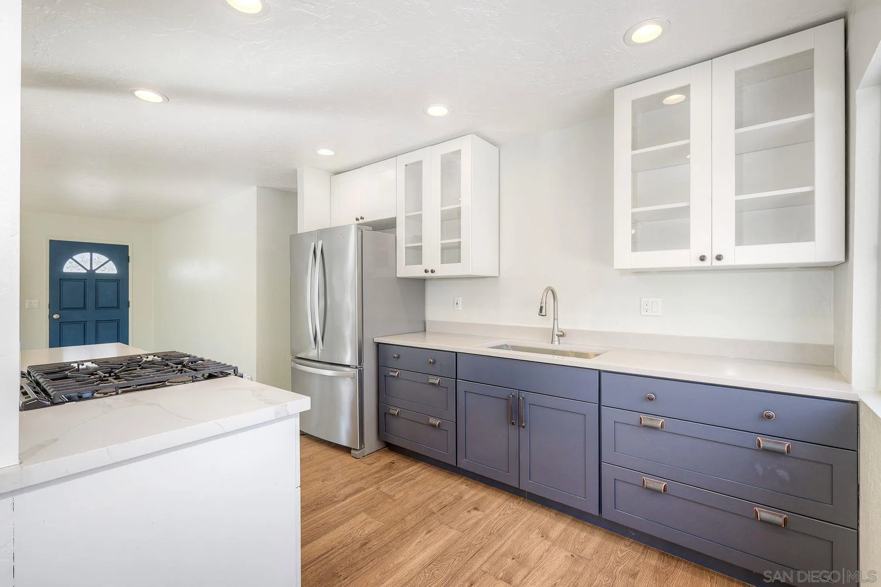 https://cdn.realtyfeed.com/cdn/127/260003451/8947909c9ce77a0a076a3c22cfa70d63.webp