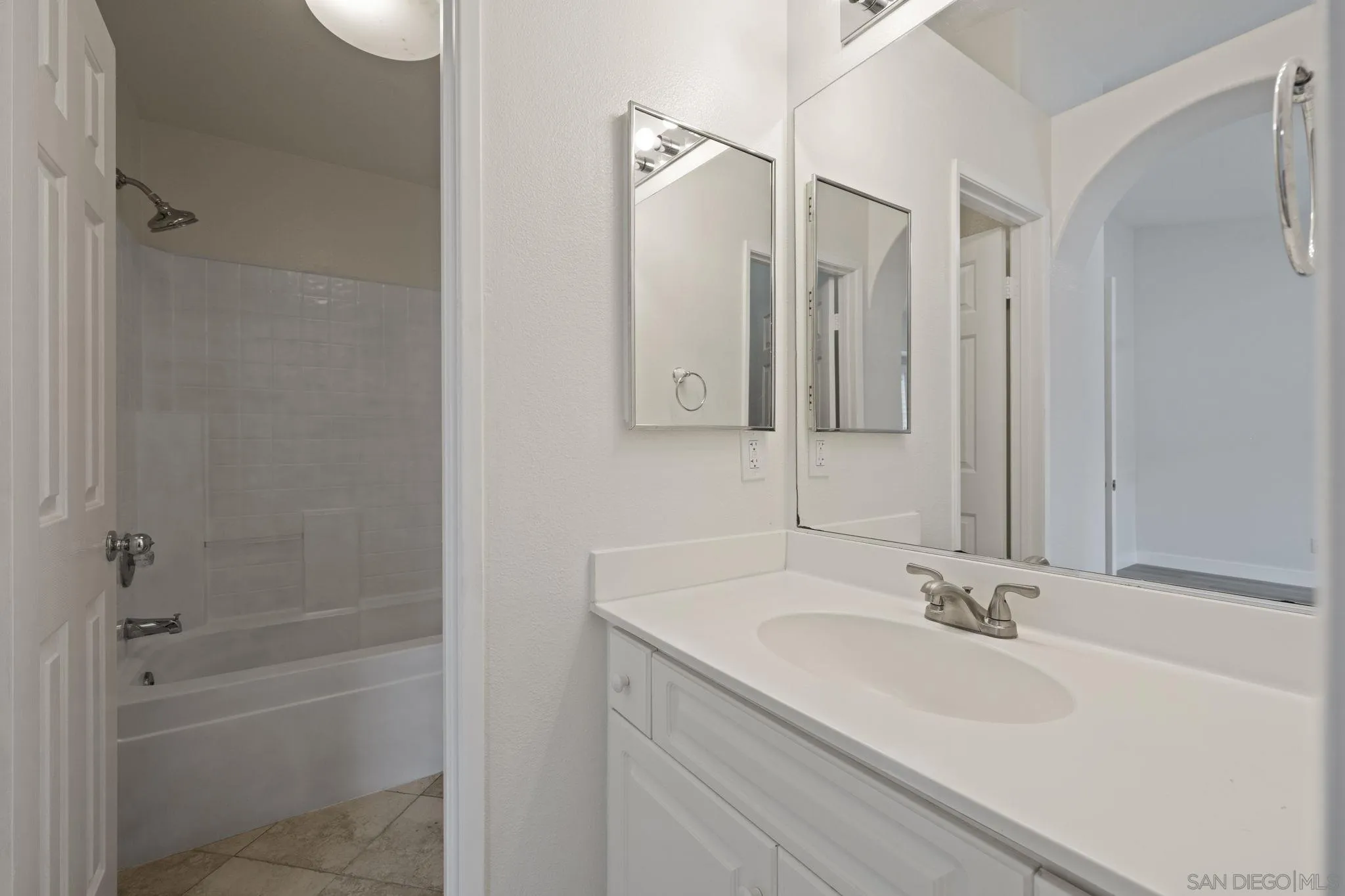 Photo #23: 260003452 Listing: Photo #23