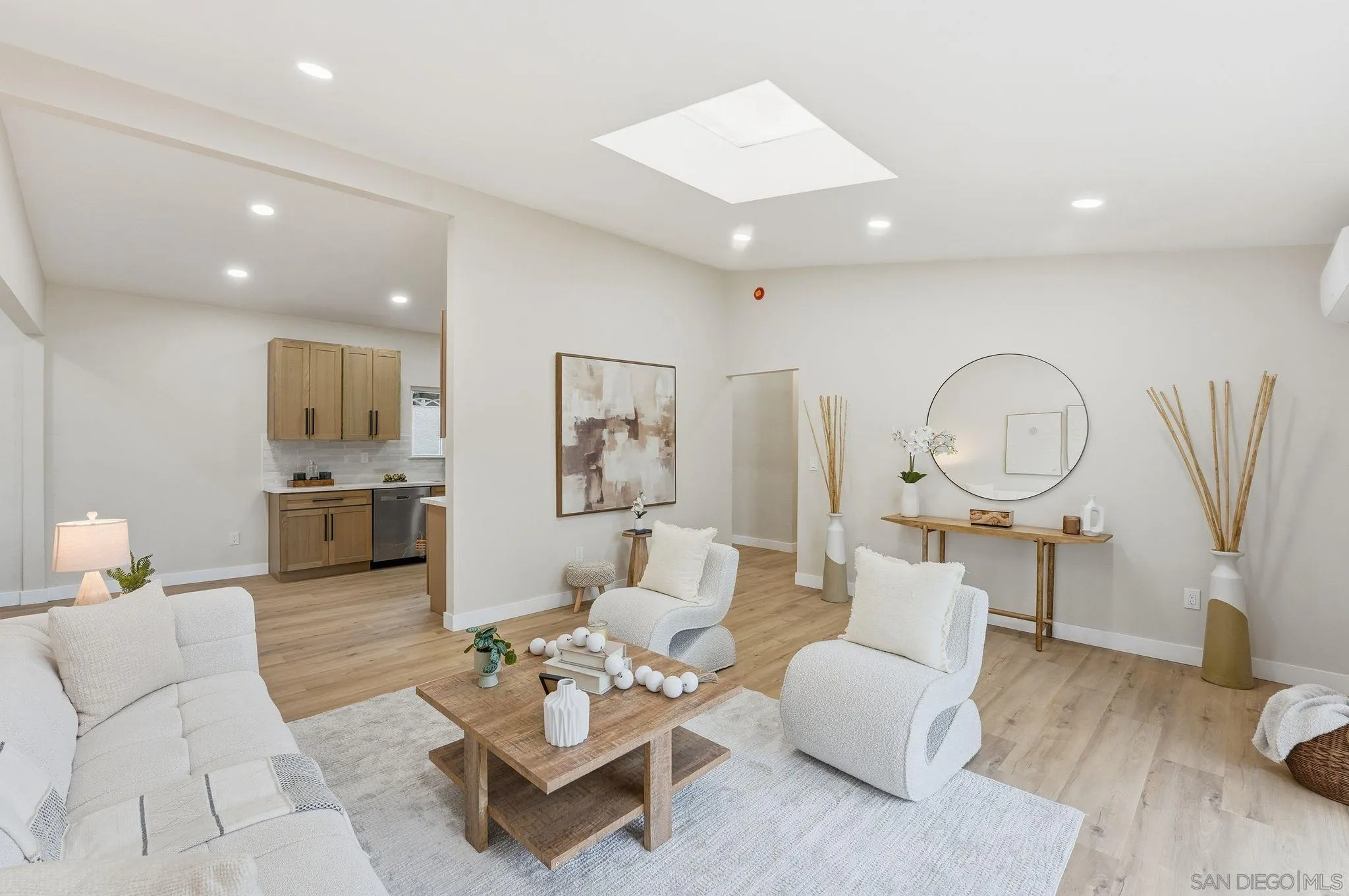 https://cdn.realtyfeed.com/cdn/127/260003456/60fc38067342e086b137d73d61fd17e5.webp