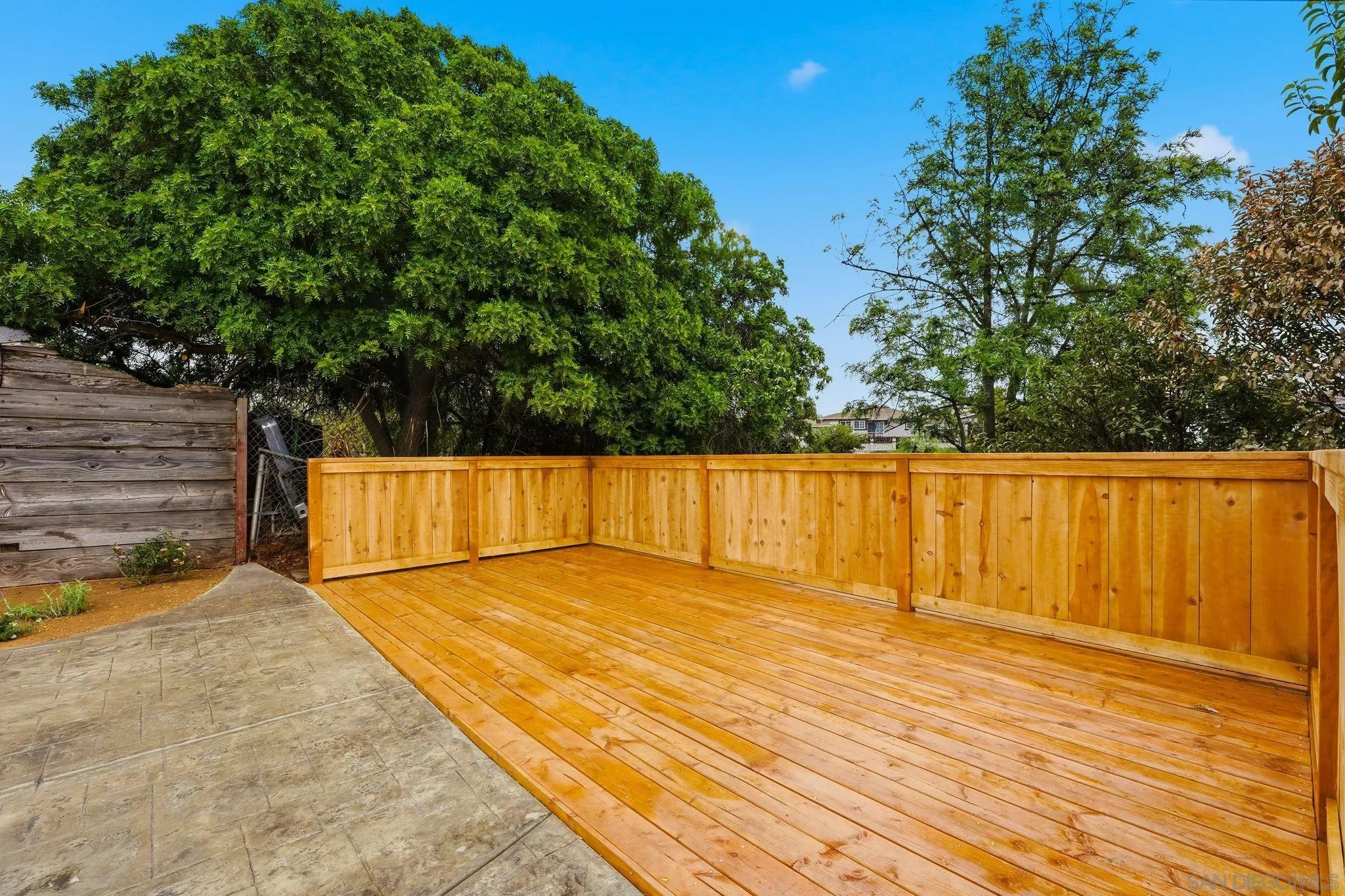 https://cdn.realtyfeed.com/cdn/127/260003456/9c7db443f839750b2867e60fb6f1d0fd.webp