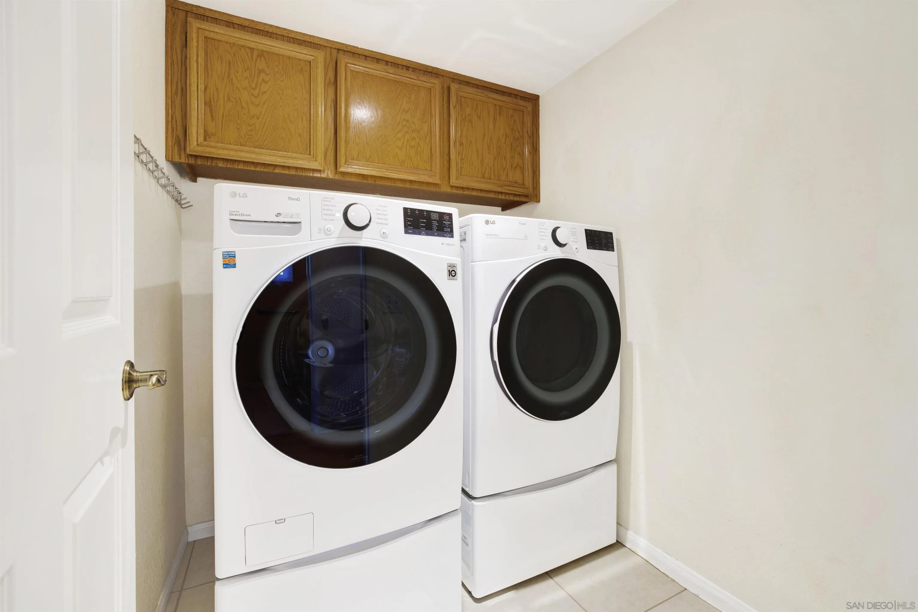 https://cdn.realtyfeed.com/cdn/127/260003457/0df9c292e7397c688a23639beca1591a.webp