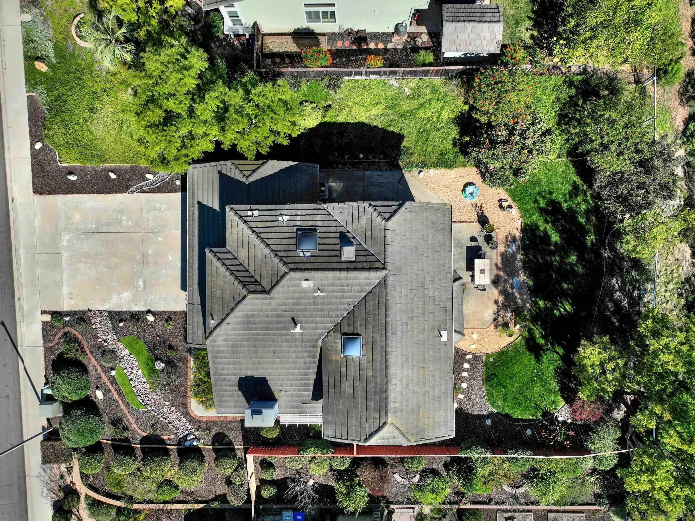 https://cdn.realtyfeed.com/cdn/127/260003457/4f840f00aca926cfc77910938a49e115.webp