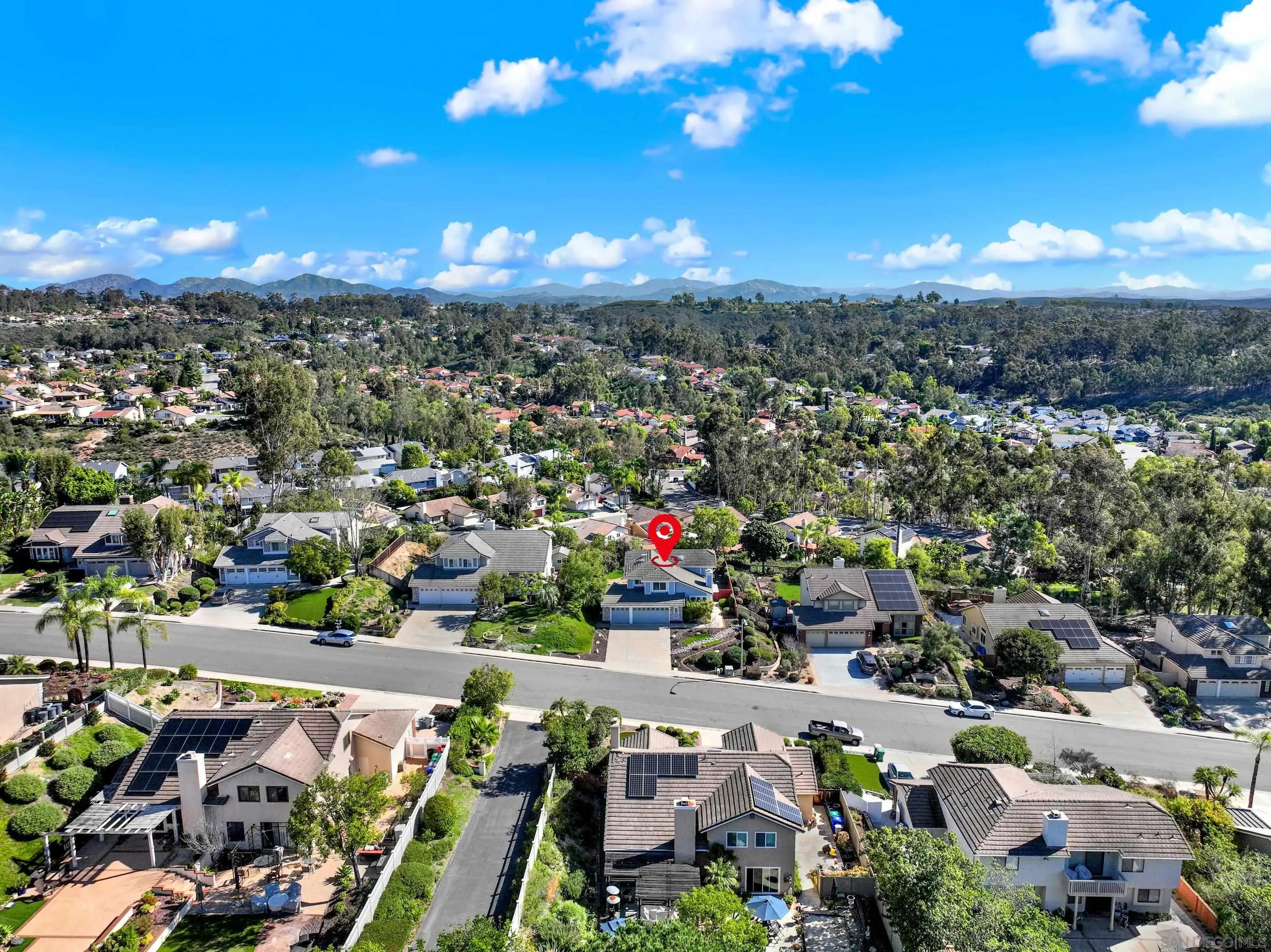 https://cdn.realtyfeed.com/cdn/127/260003457/5865a7edb5e484467233f59c3e37a95b.webp
